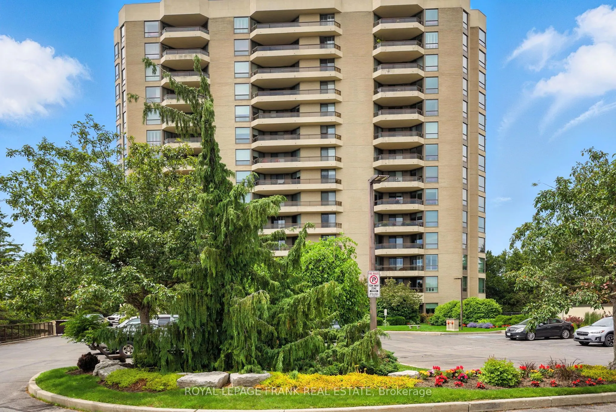 700 Wilson Road N, #804