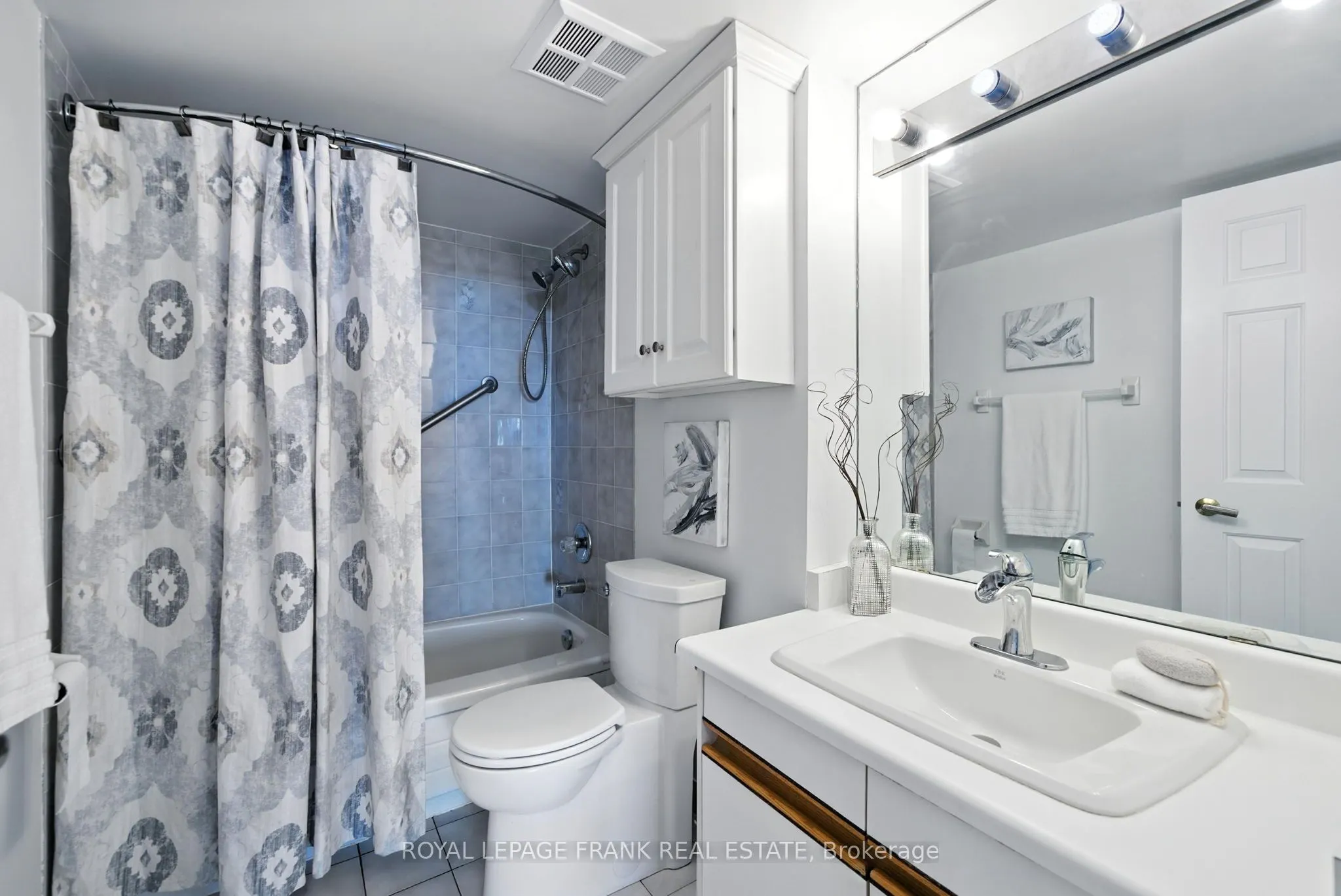 700 Wilson Road N, #804
