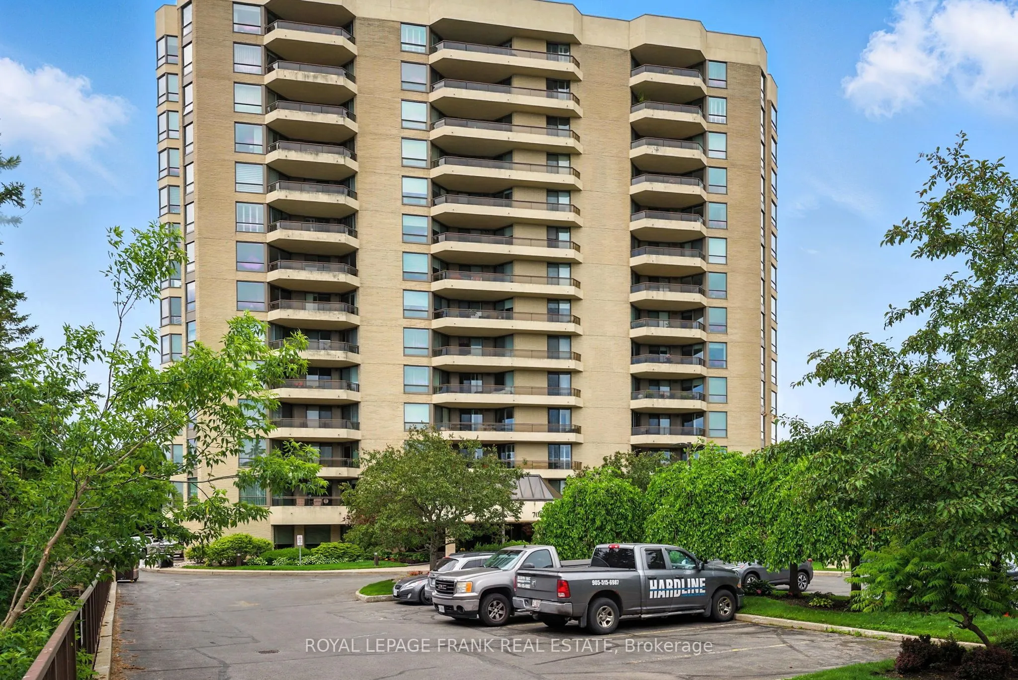 700 Wilson Road N, #804