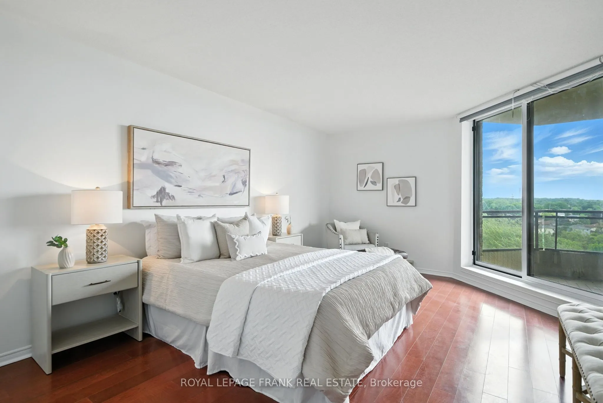 700 Wilson Road N, #804