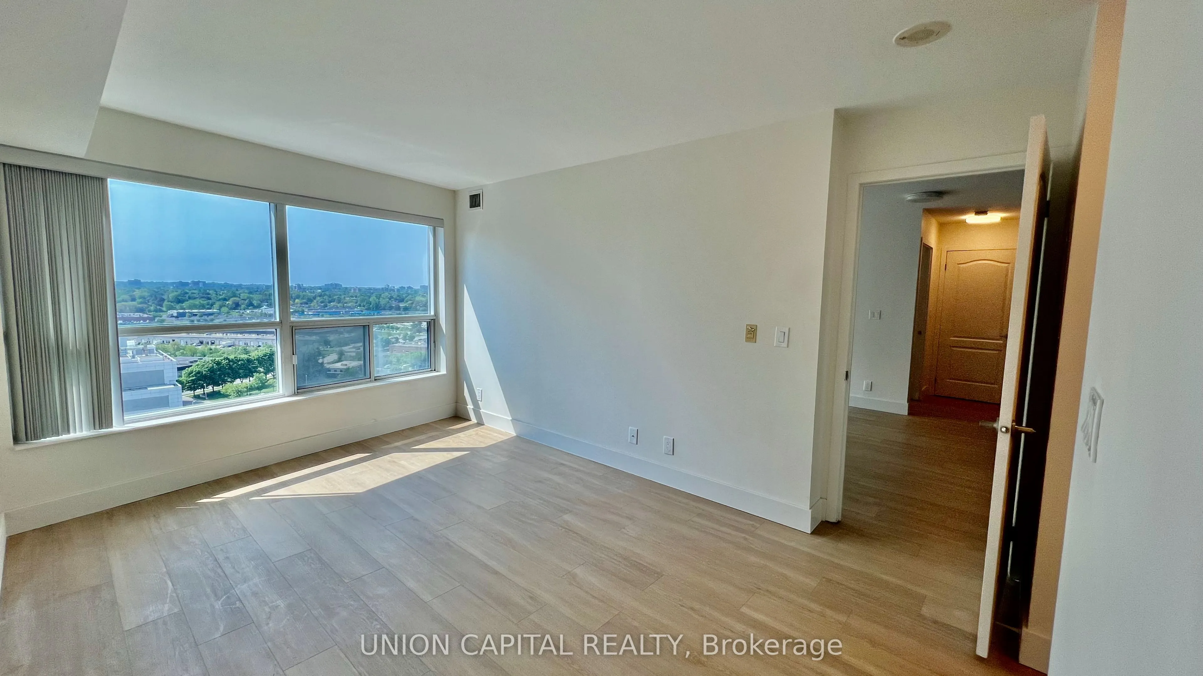 38 Lee Centre Drive S, #1907