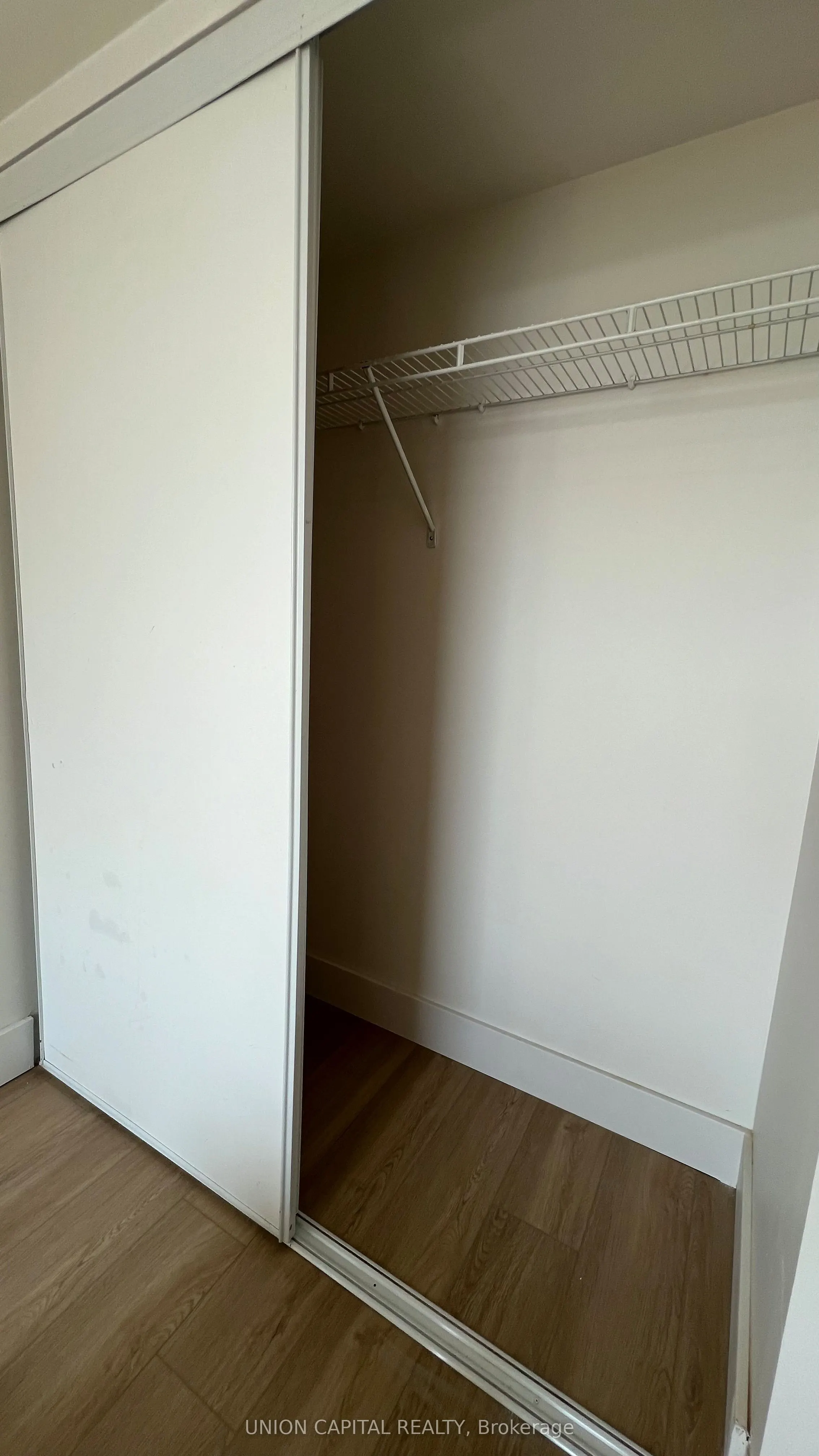 38 Lee Centre Drive S, #1907