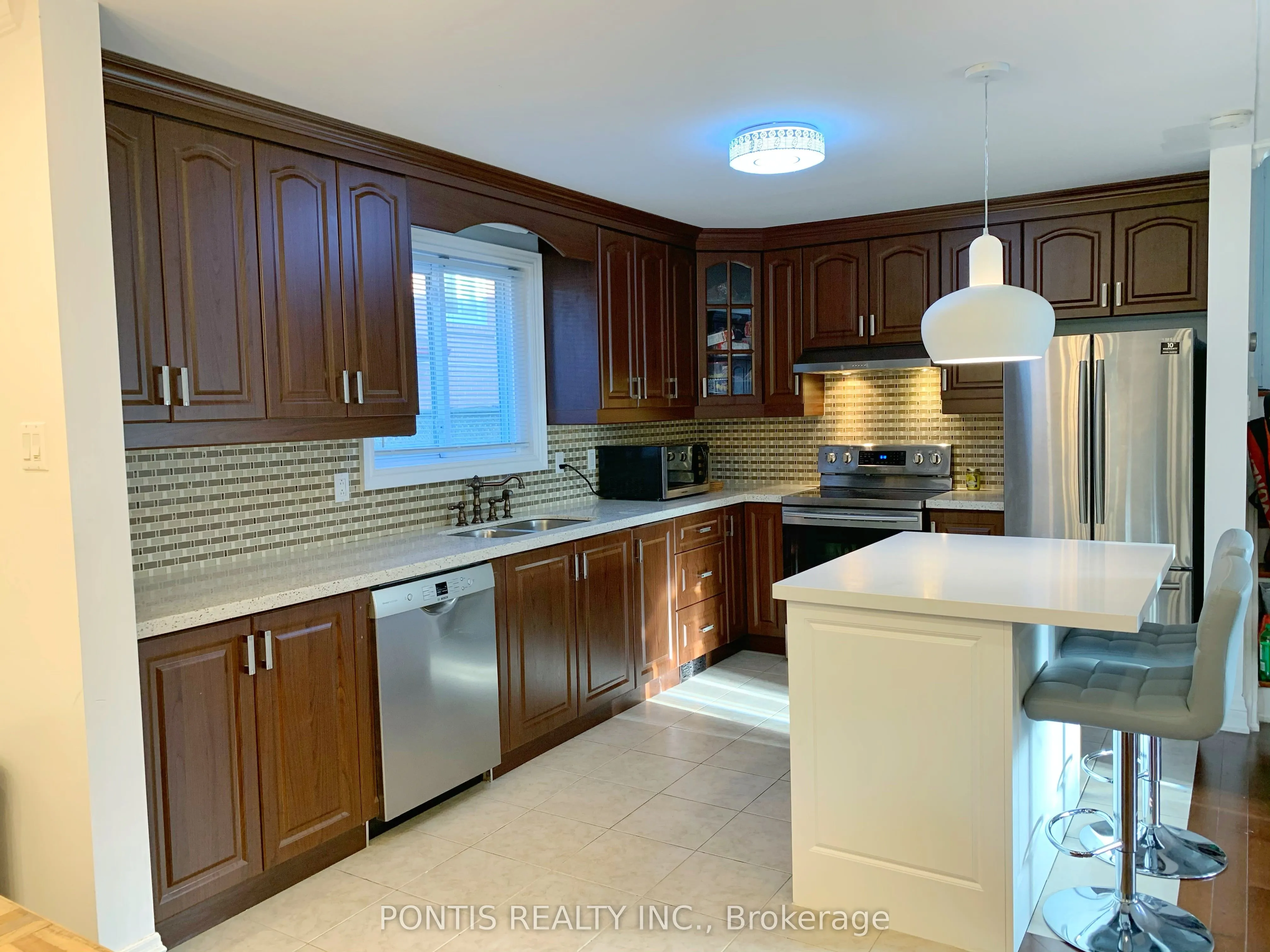 114 Cultra Square N