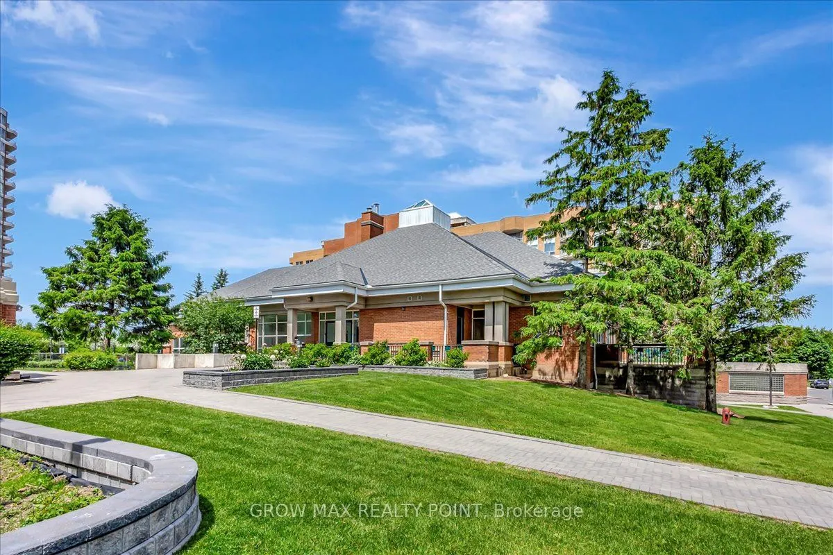 410 Mclevin Avenue, #602