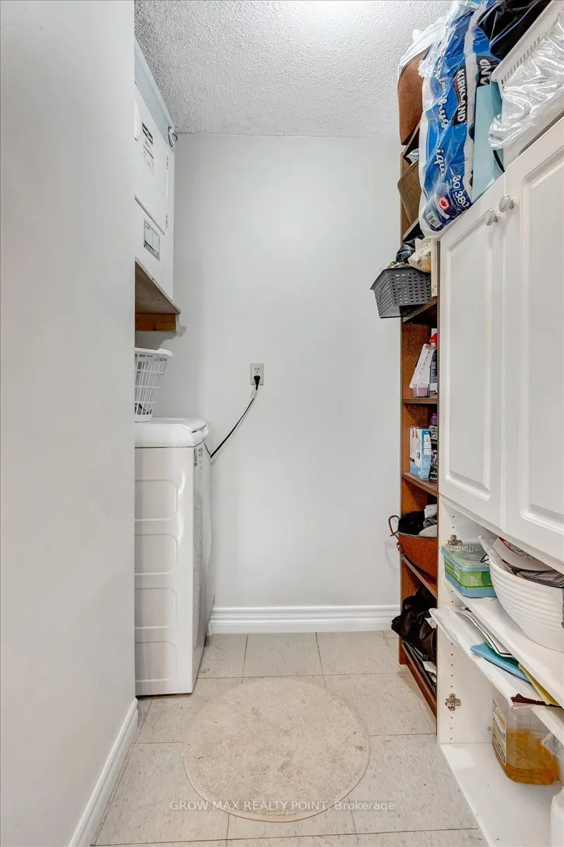 410 Mclevin Avenue, #602