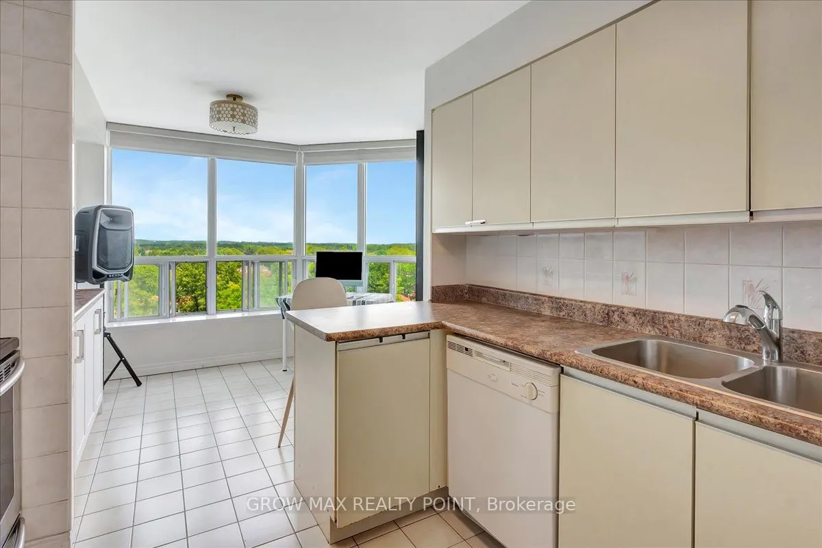 410 Mclevin Avenue, #602