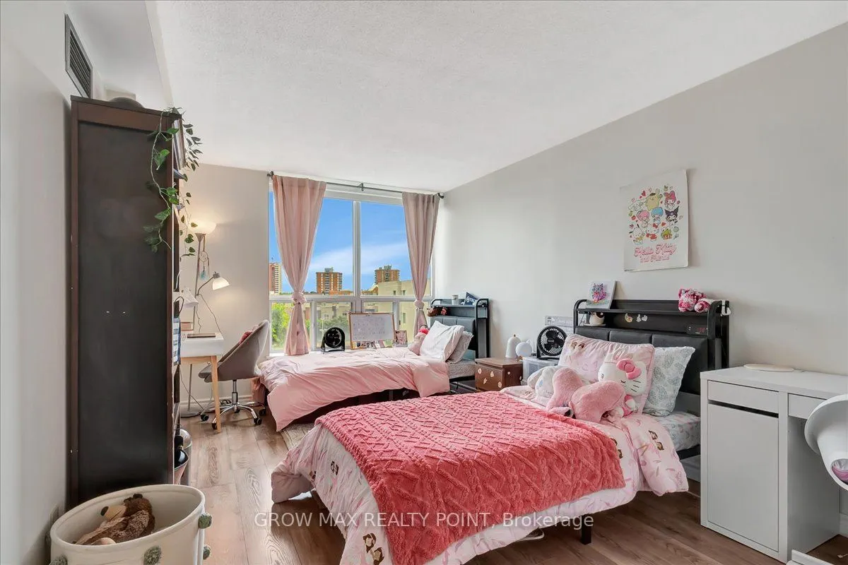 410 Mclevin Avenue, #602