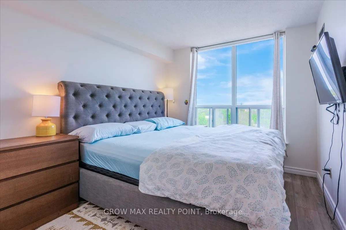410 Mclevin Avenue, #602