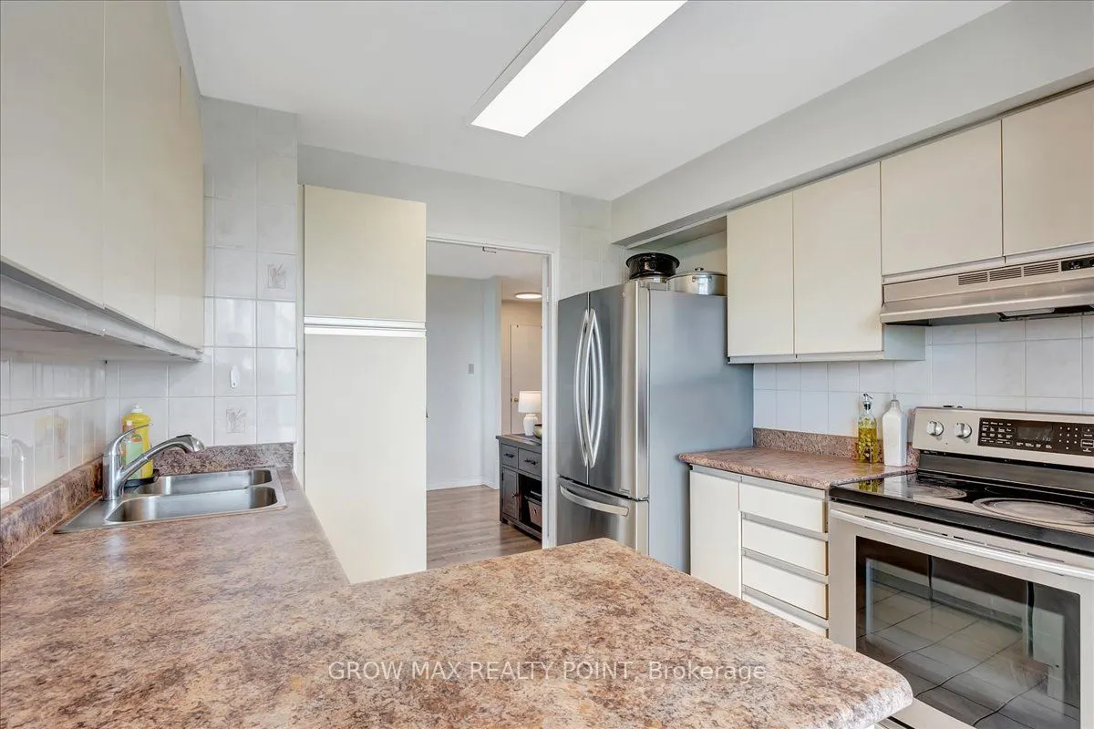 410 Mclevin Avenue, #602