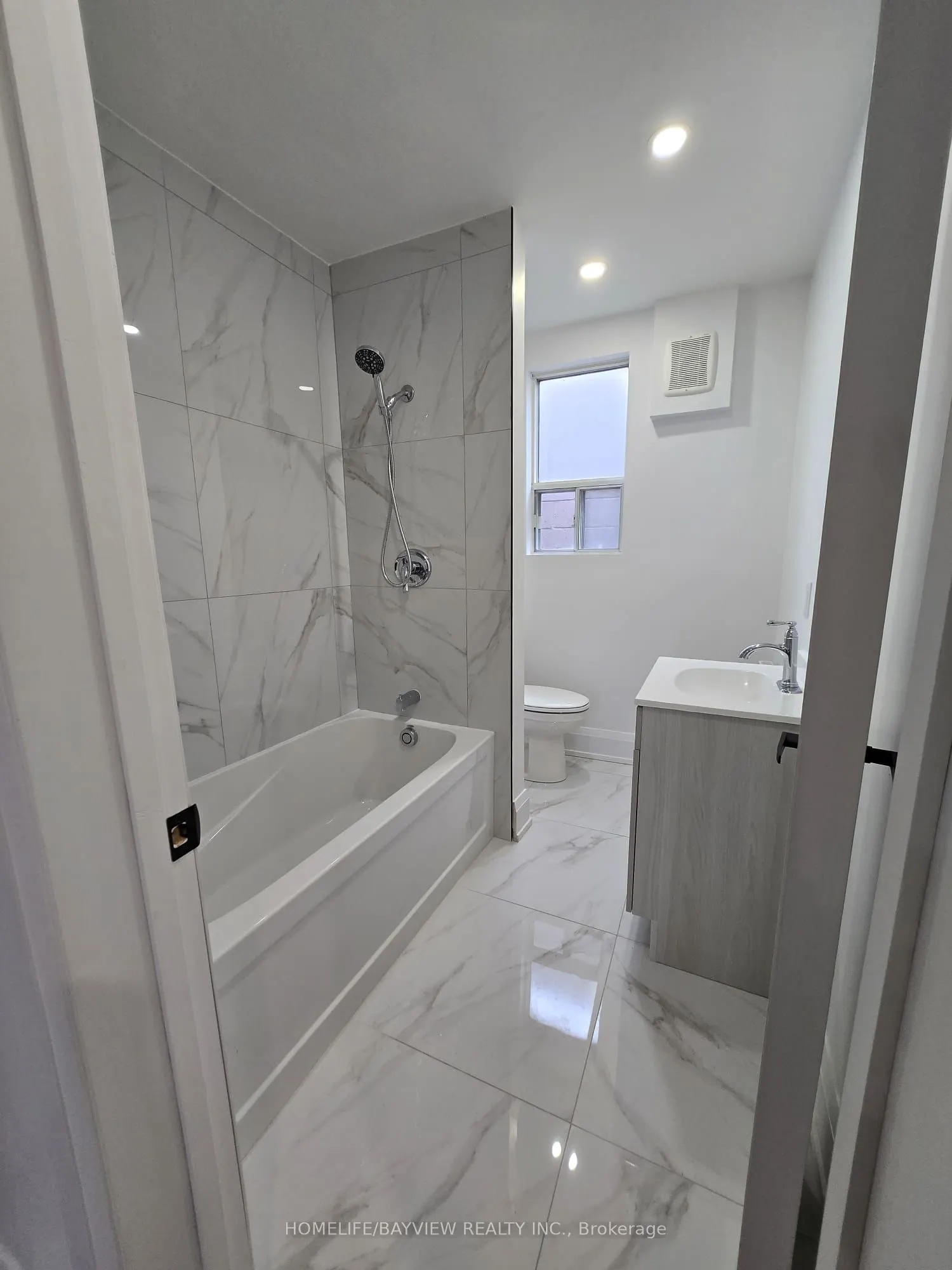 146 O'Connor Drive, #1 - Upper