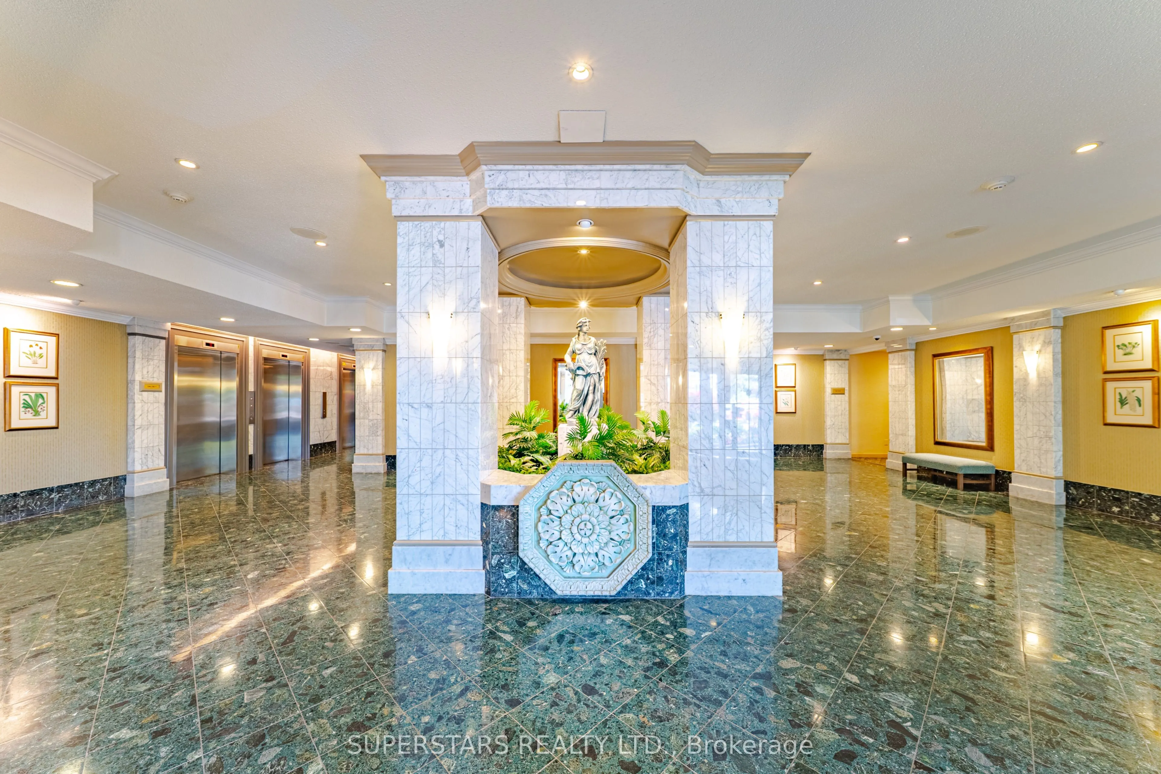 20 Guildwood Parkway, #PH14