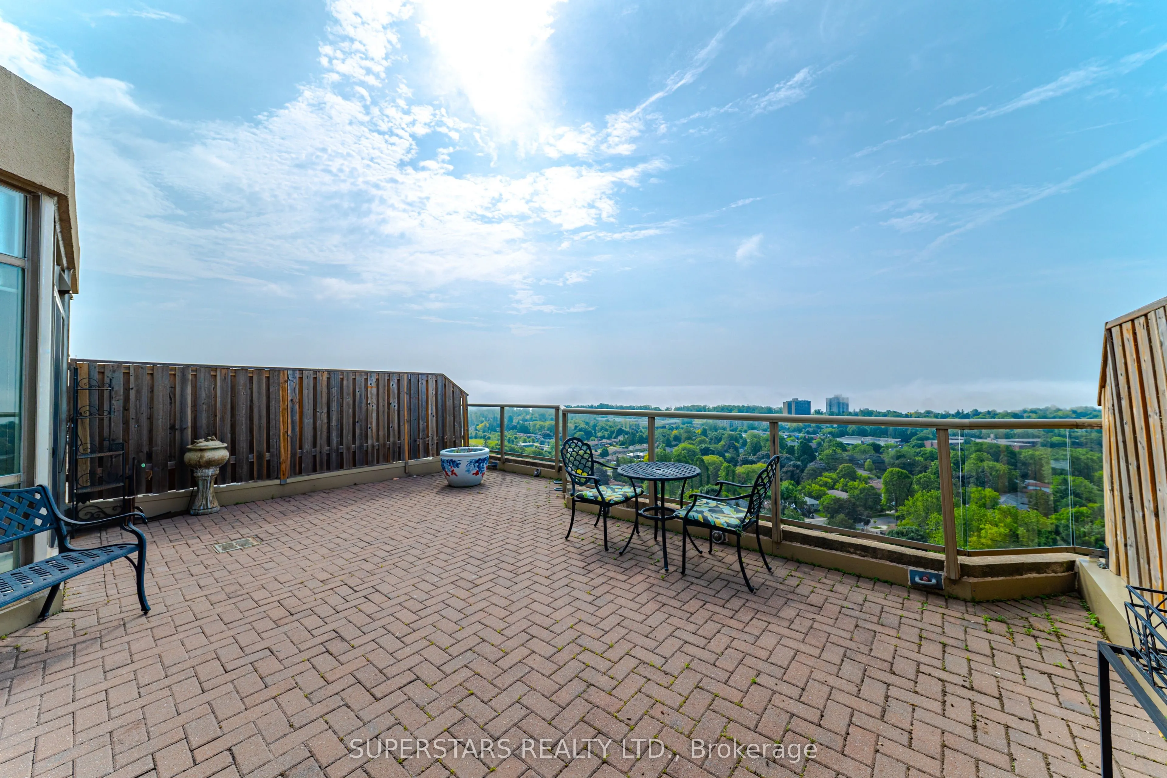 20 Guildwood Parkway, #PH14