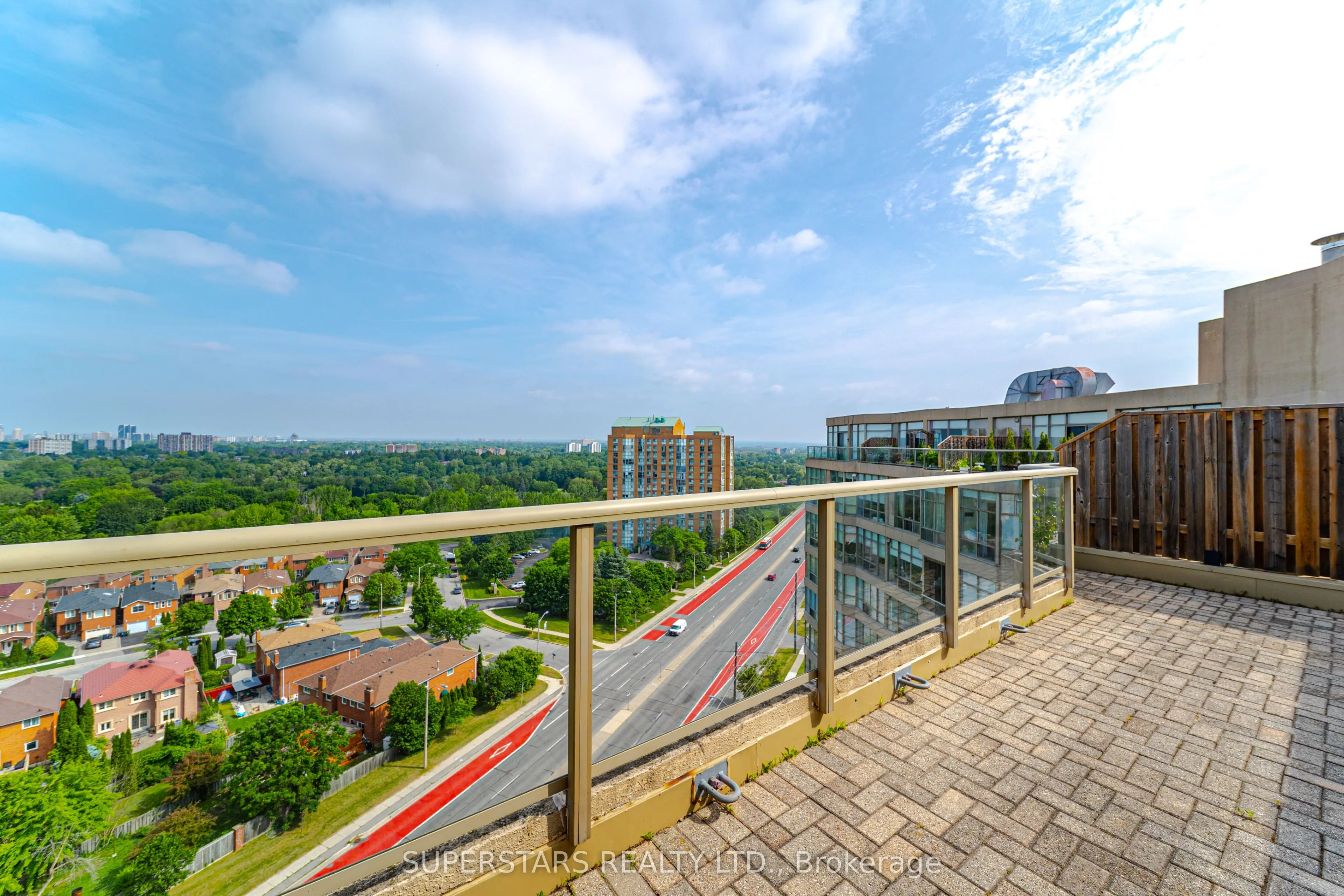 20 Guildwood Parkway, #PH14