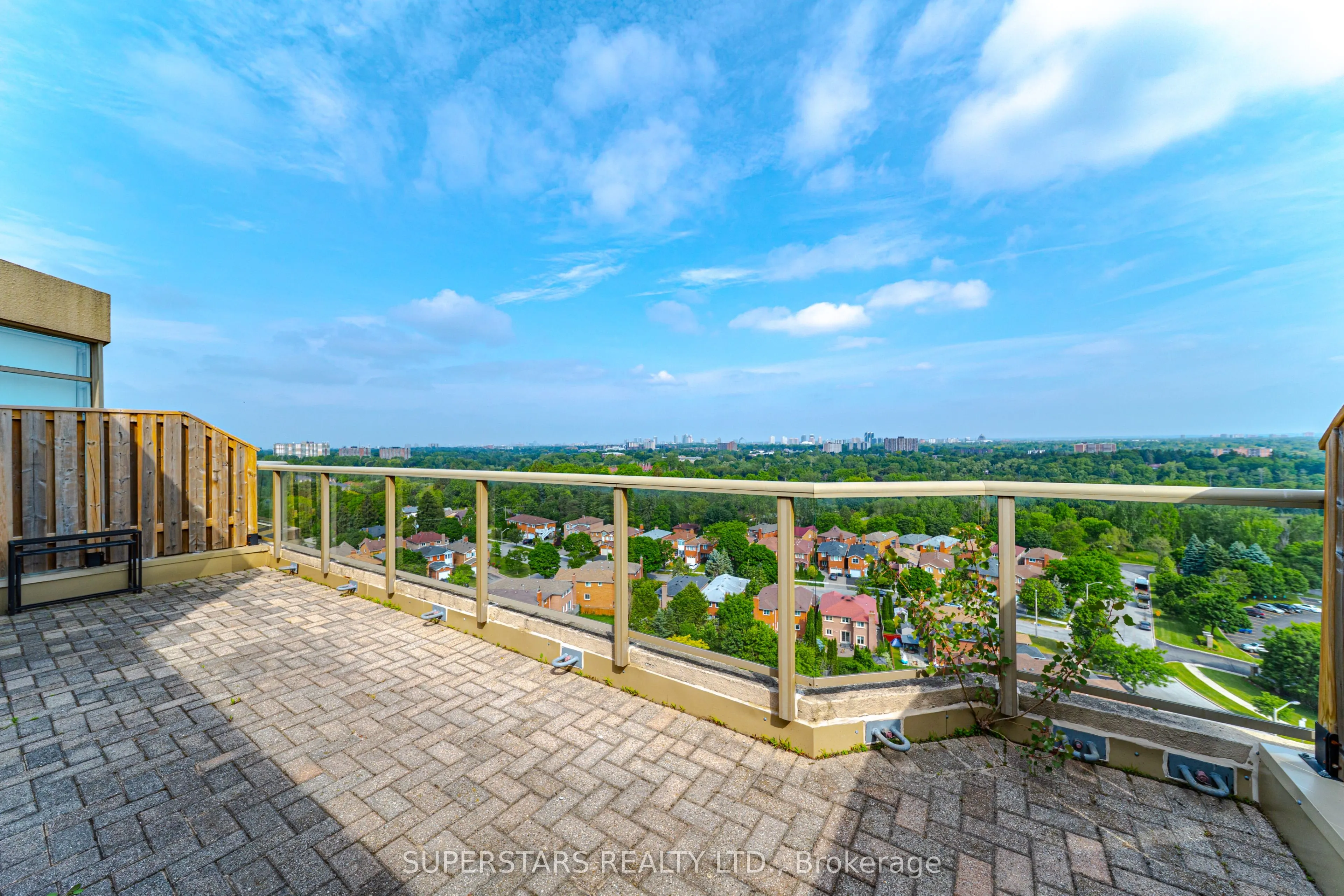 20 Guildwood Parkway, #PH14