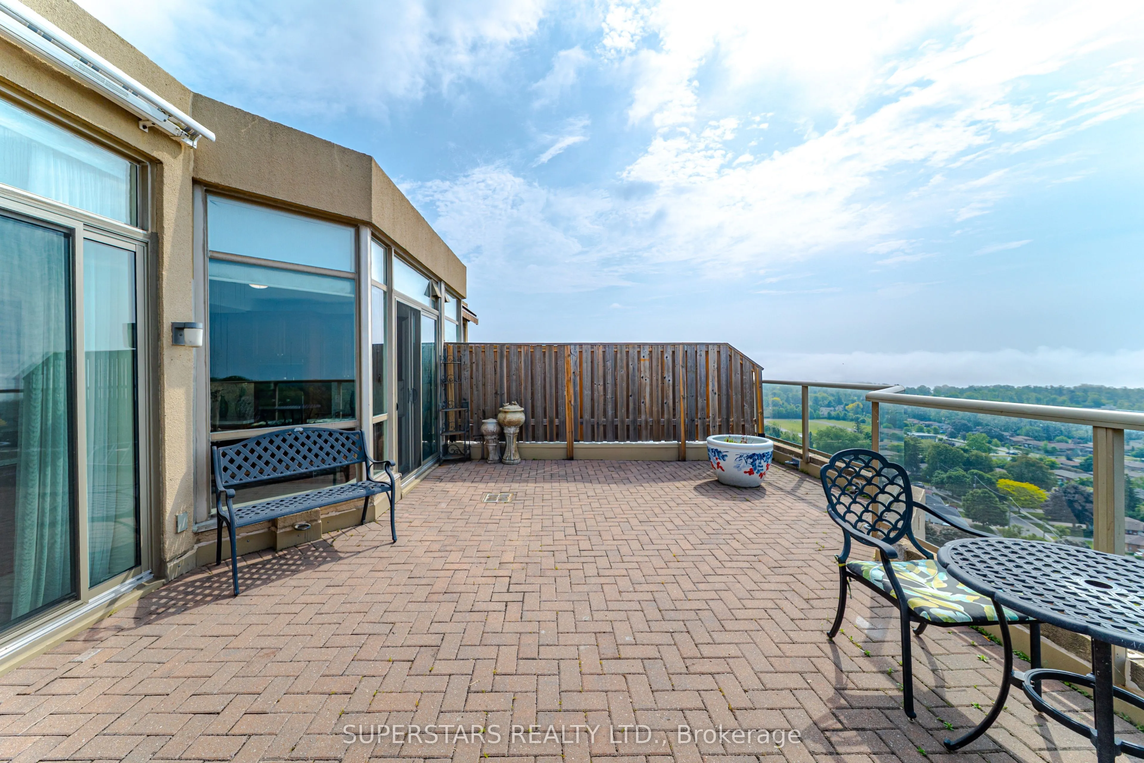 20 Guildwood Parkway, #PH14