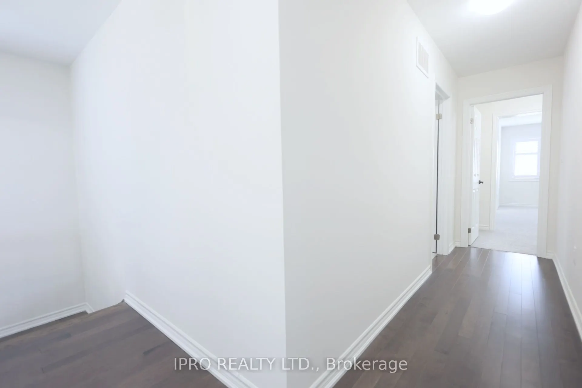 327 Northglen Boulevard