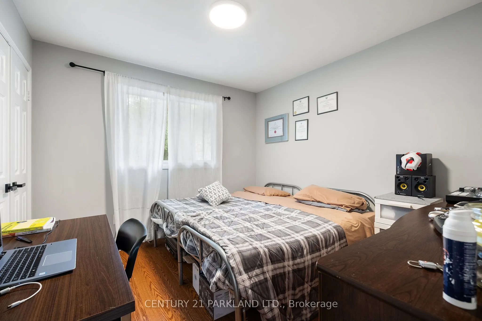 87 Bonacres Avenue