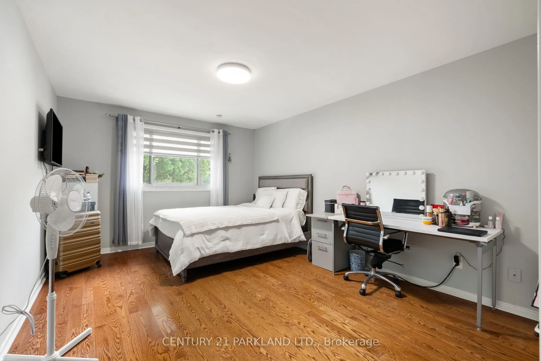 87 Bonacres Avenue