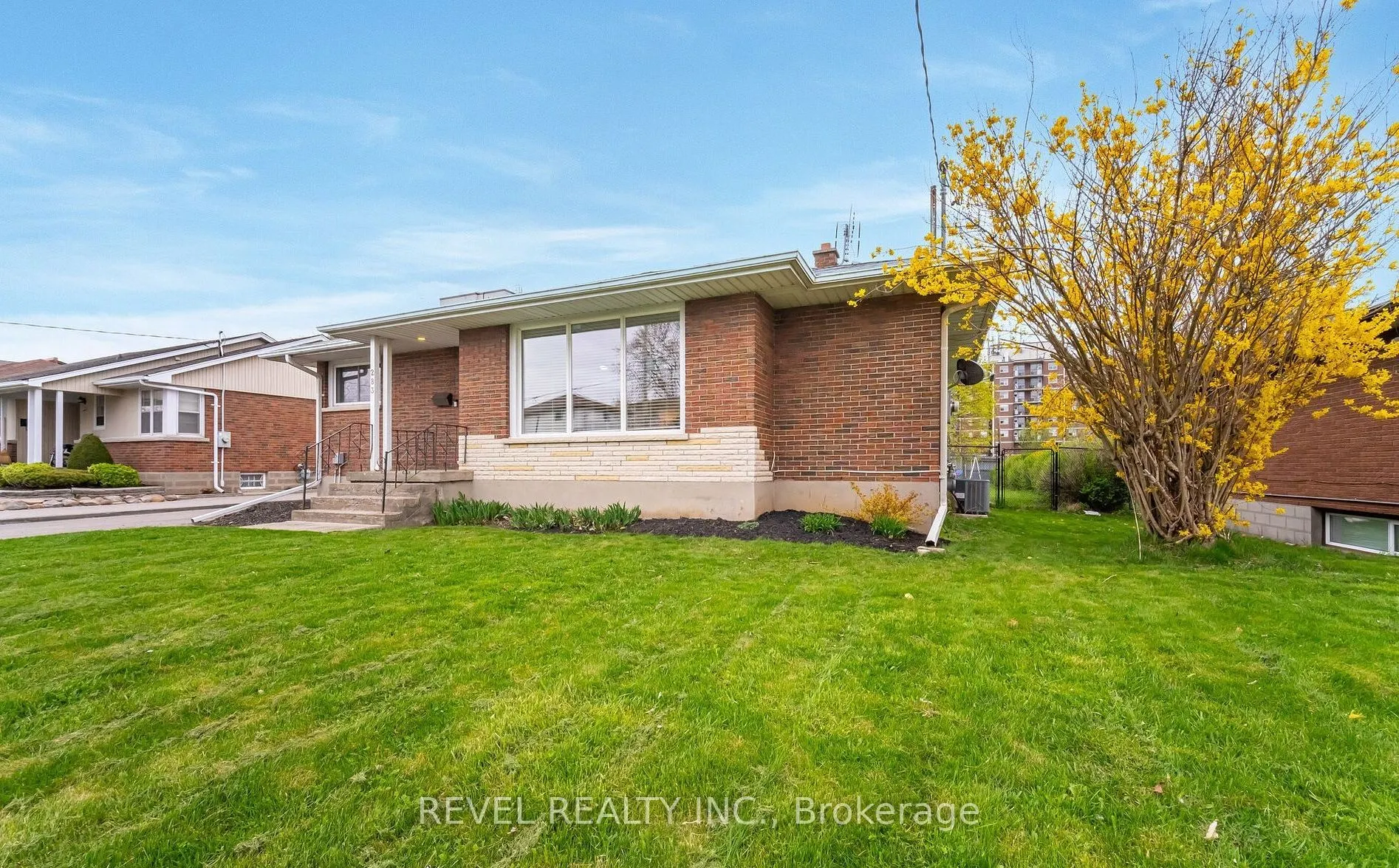 283 Porter Street, #-MAIN LEVEL