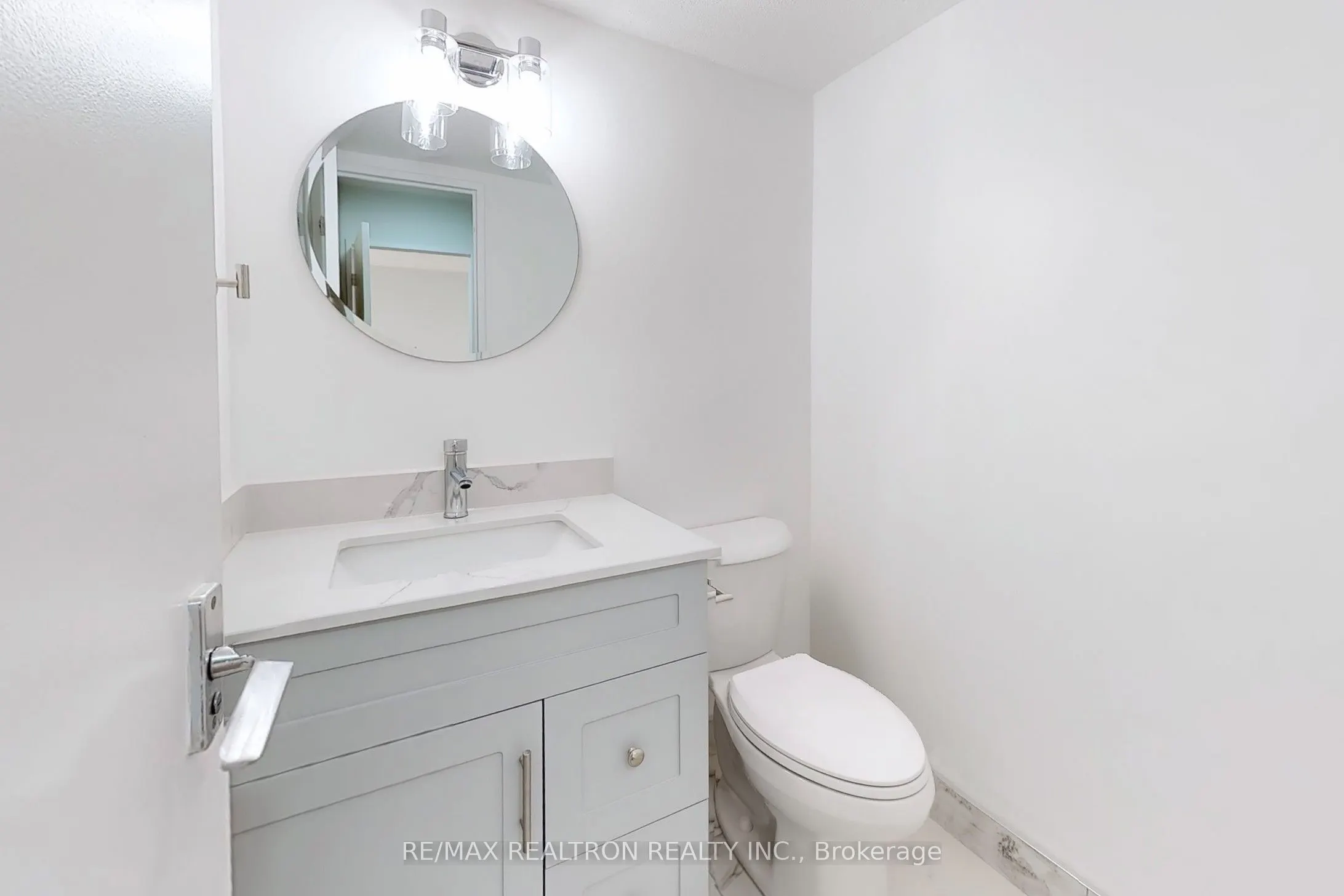 1 Massey Square, #1506