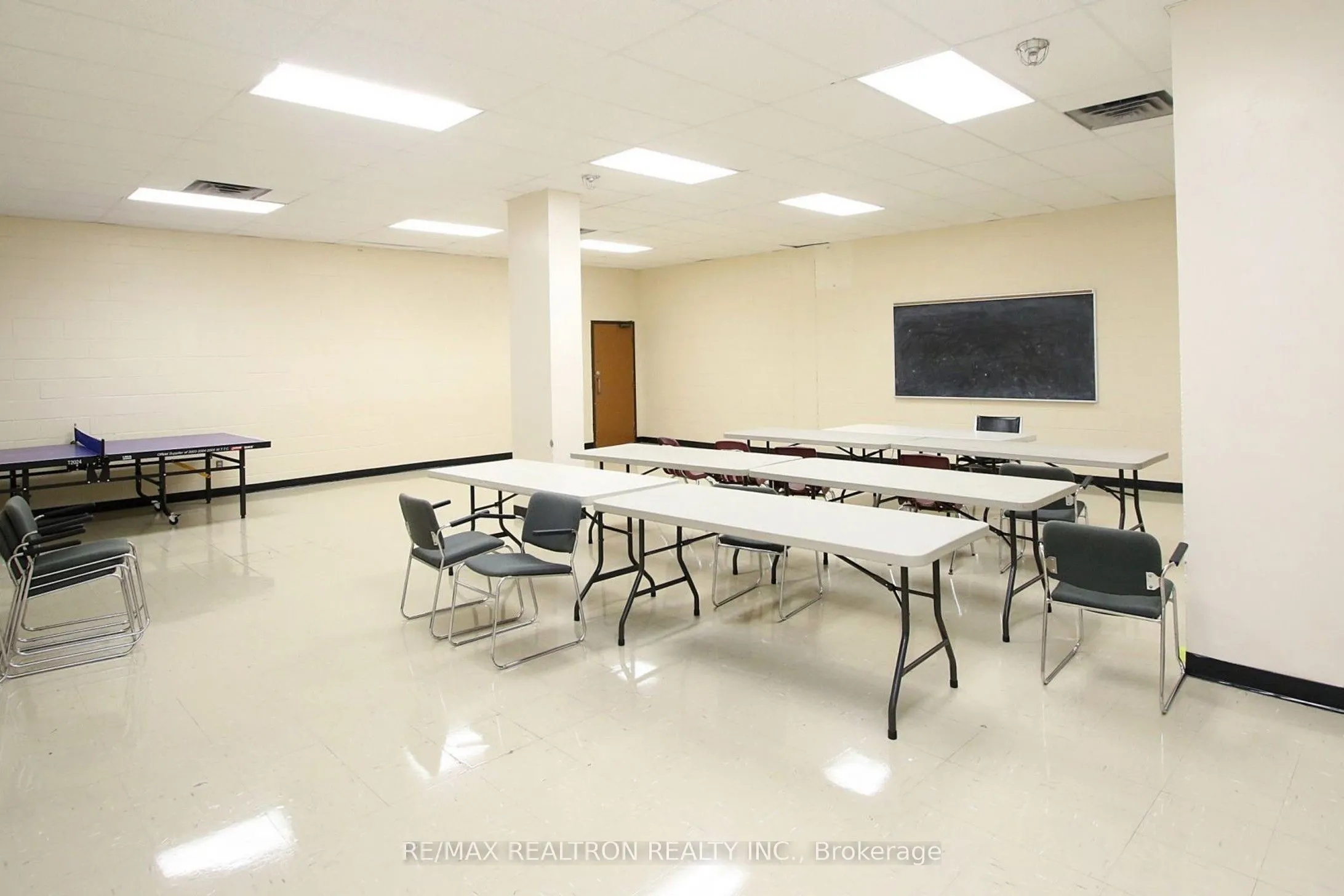 1 Massey Square, #1506