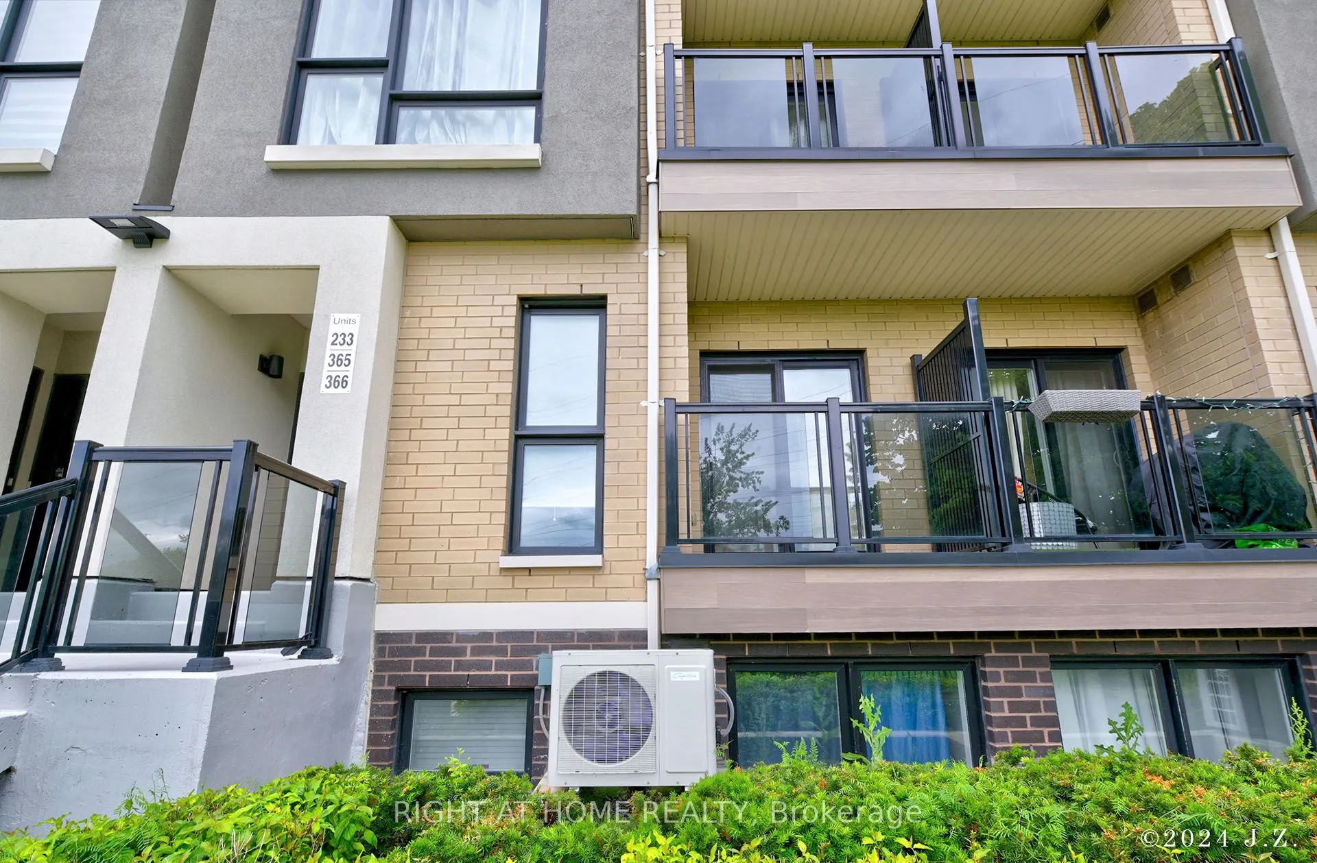 515 KINGBIRD Grove #233