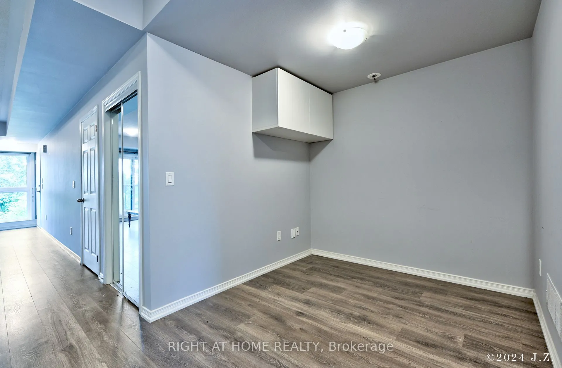 515 KINGBIRD Grove #233