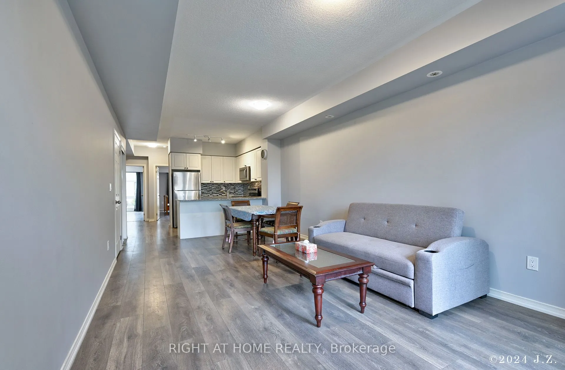 515 KINGBIRD Grove #233