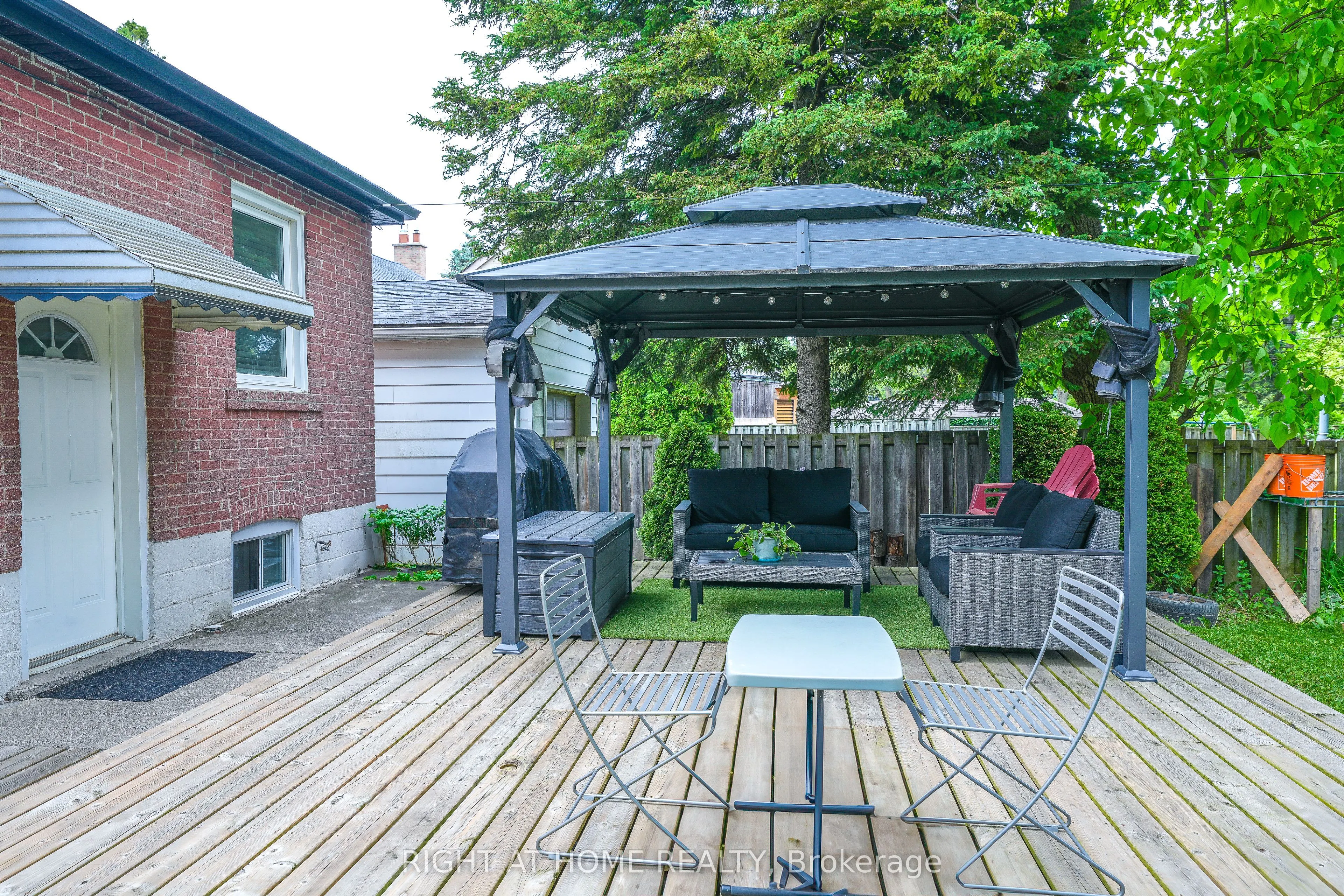 53 Cree Avenue