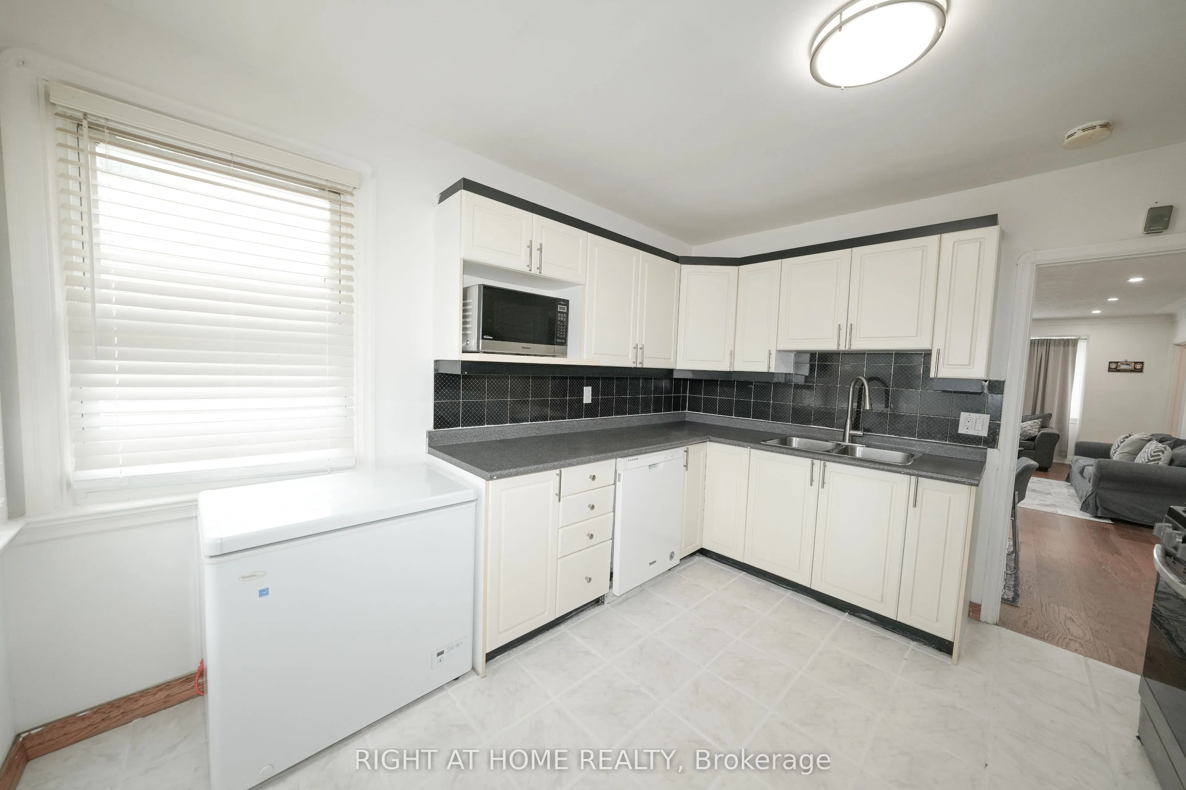53 Cree Avenue