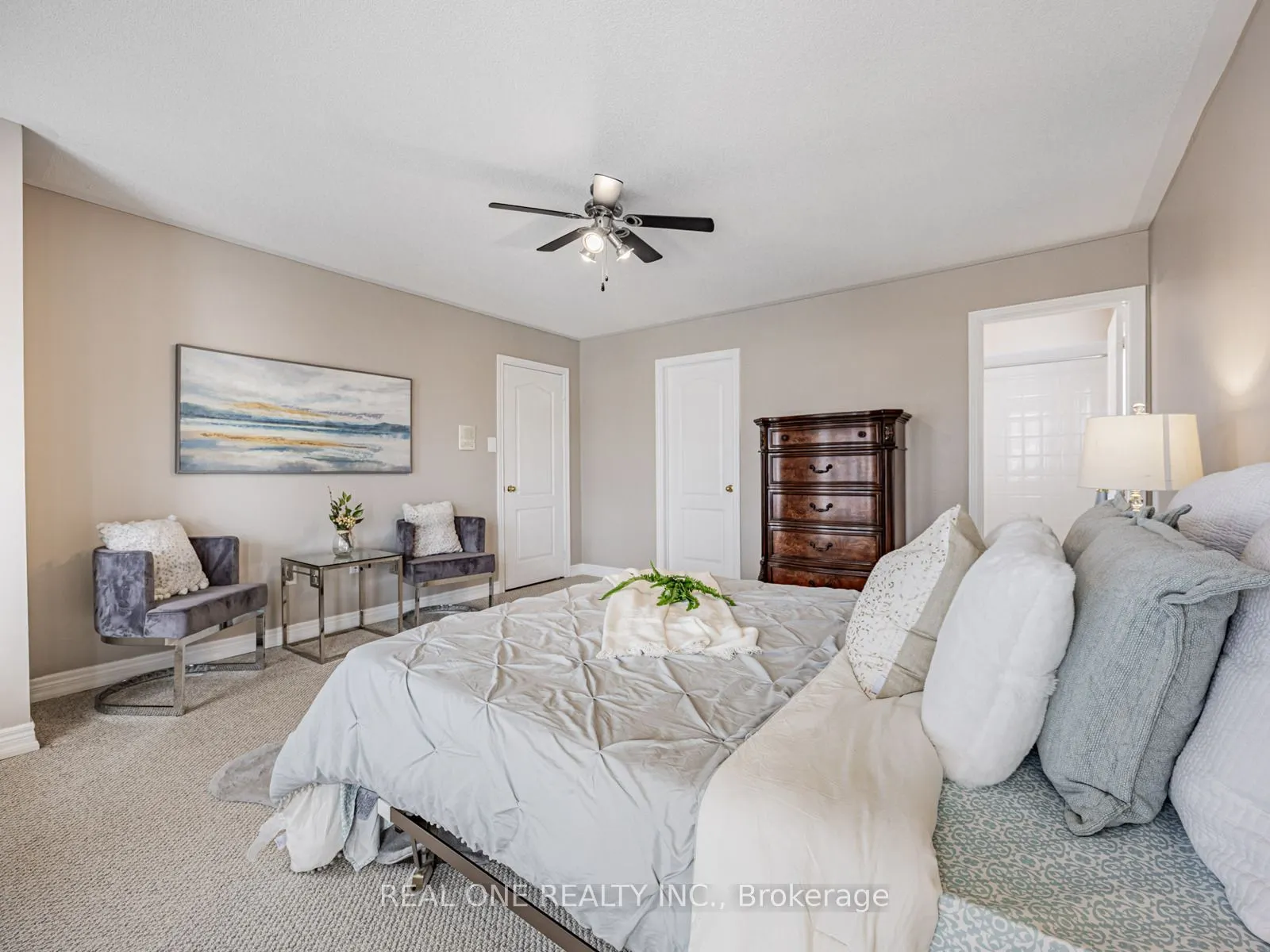 51 Hanson Crescent