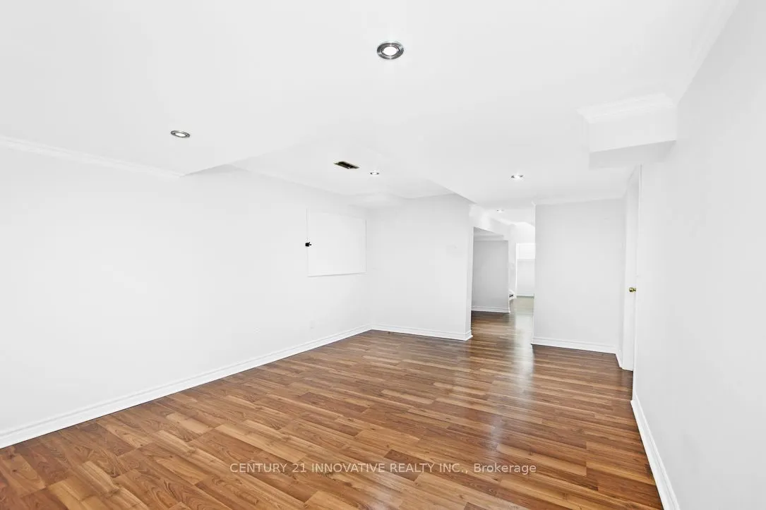129 Pullen Lane
