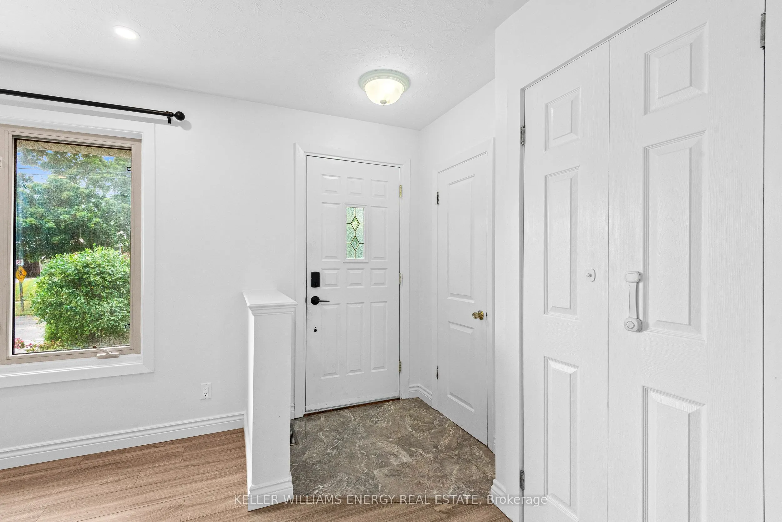 569 Gibbons Street