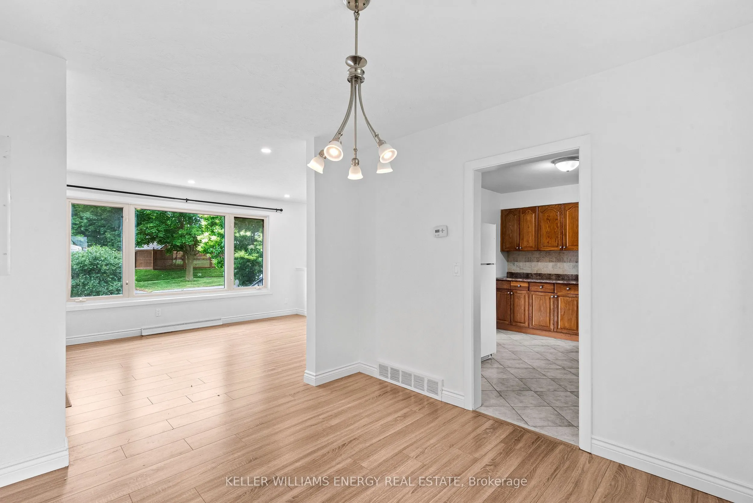 569 Gibbons Street