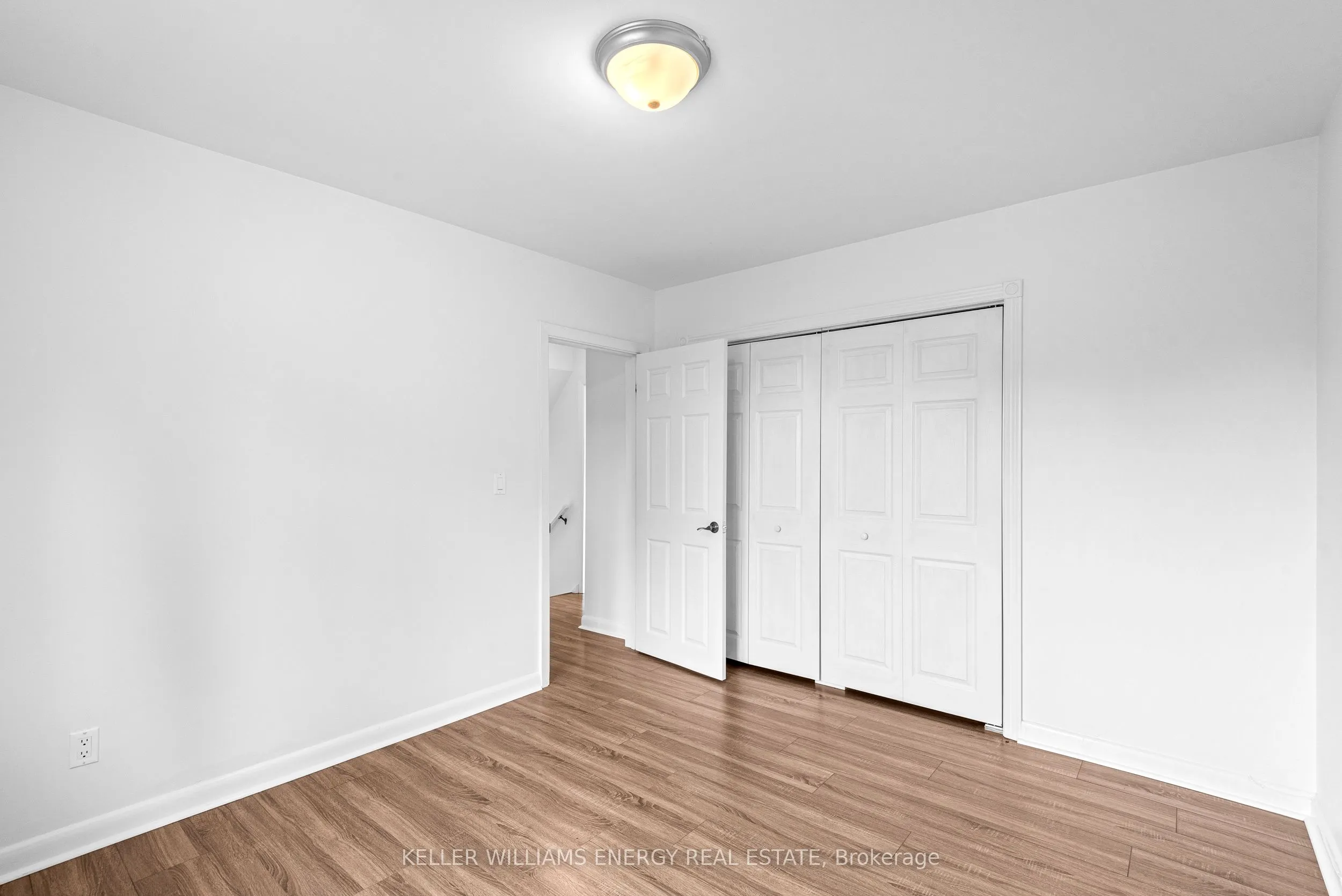 569 Gibbons Street