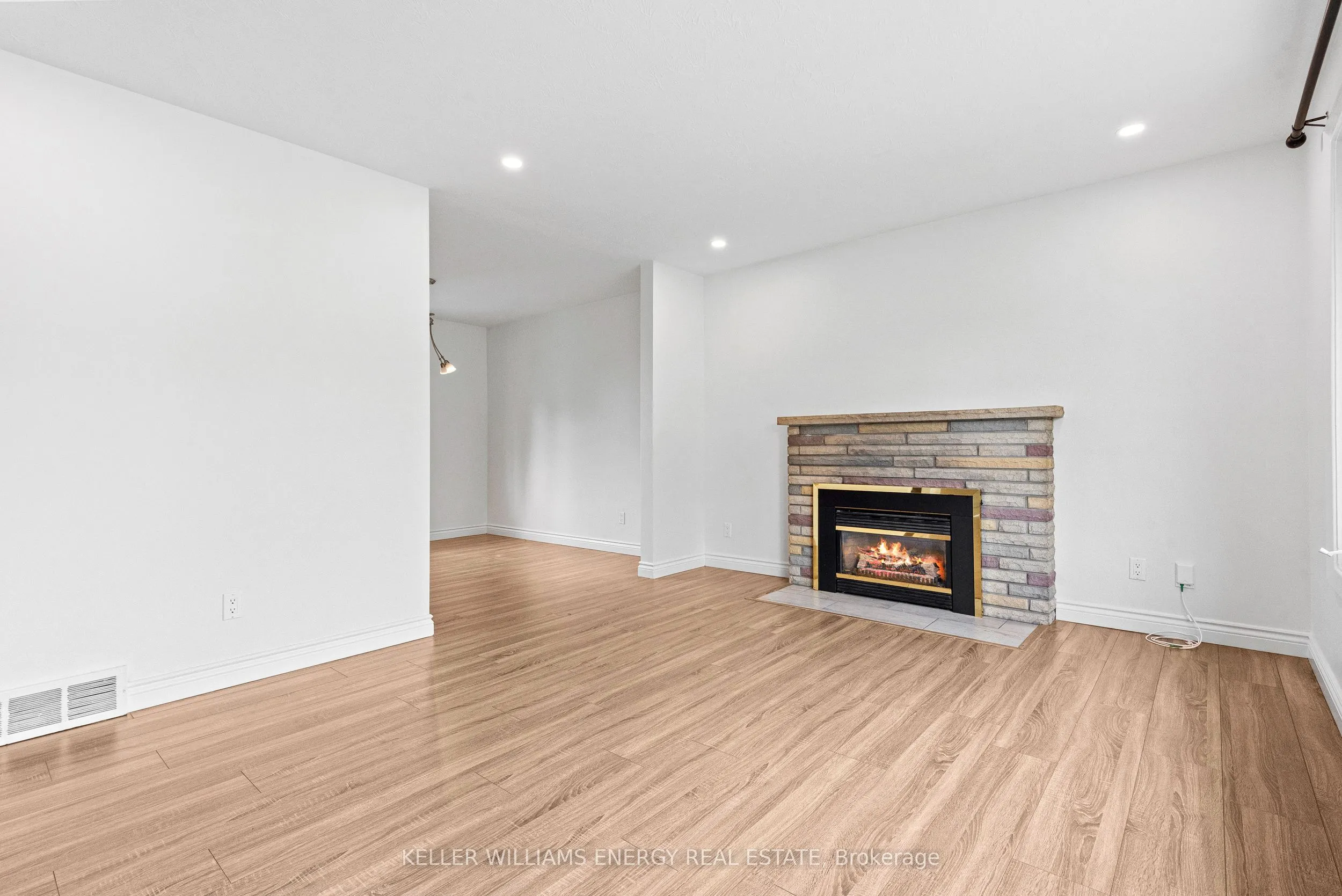 569 Gibbons Street