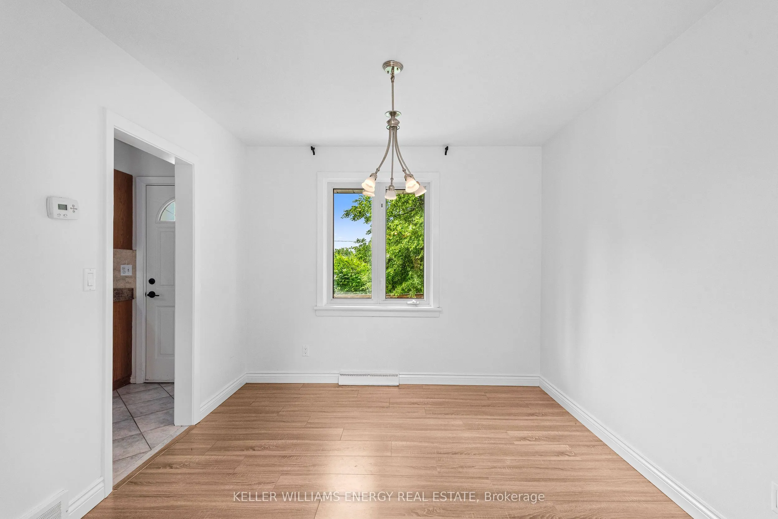 569 Gibbons Street