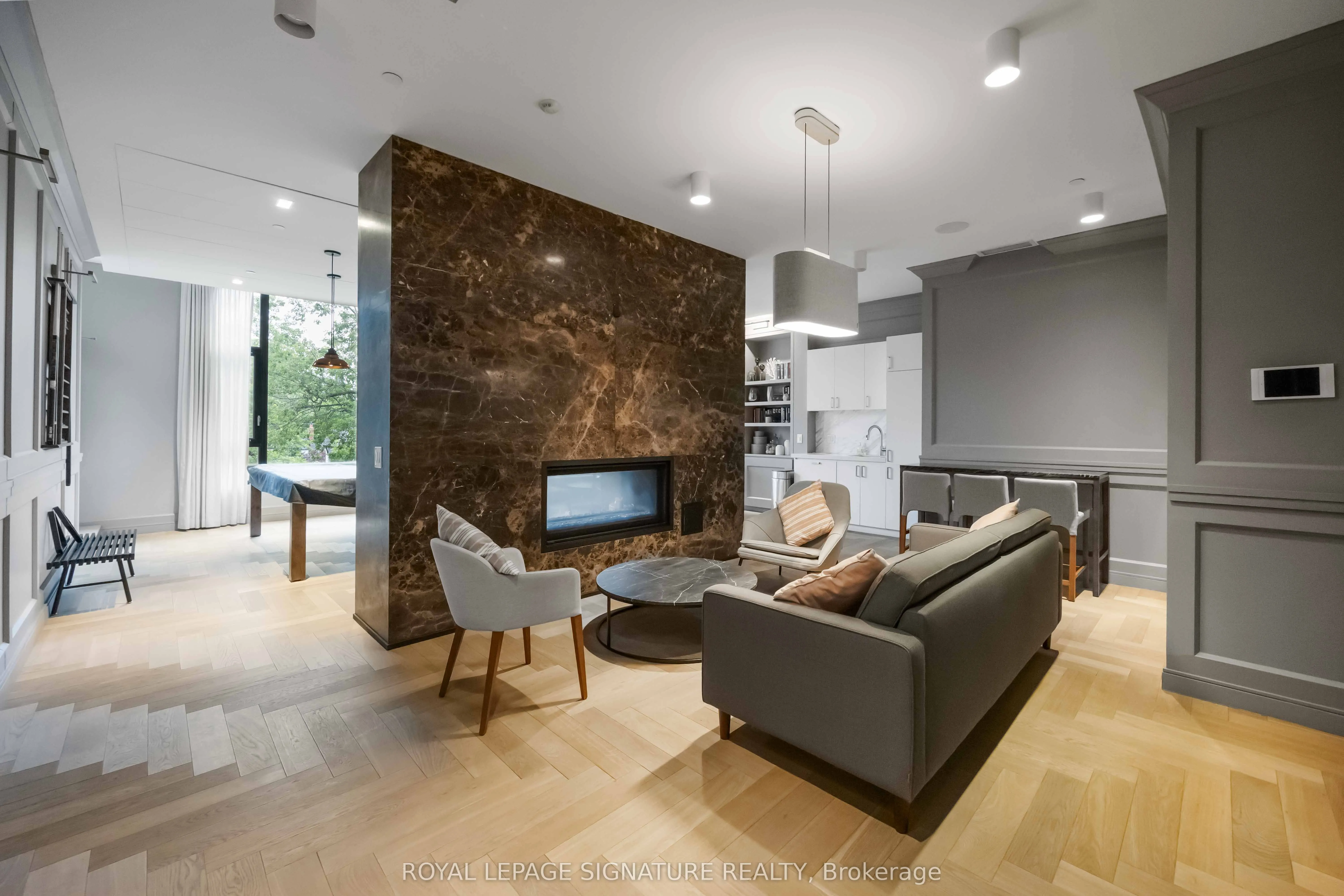 1100 Kingston Road, #513