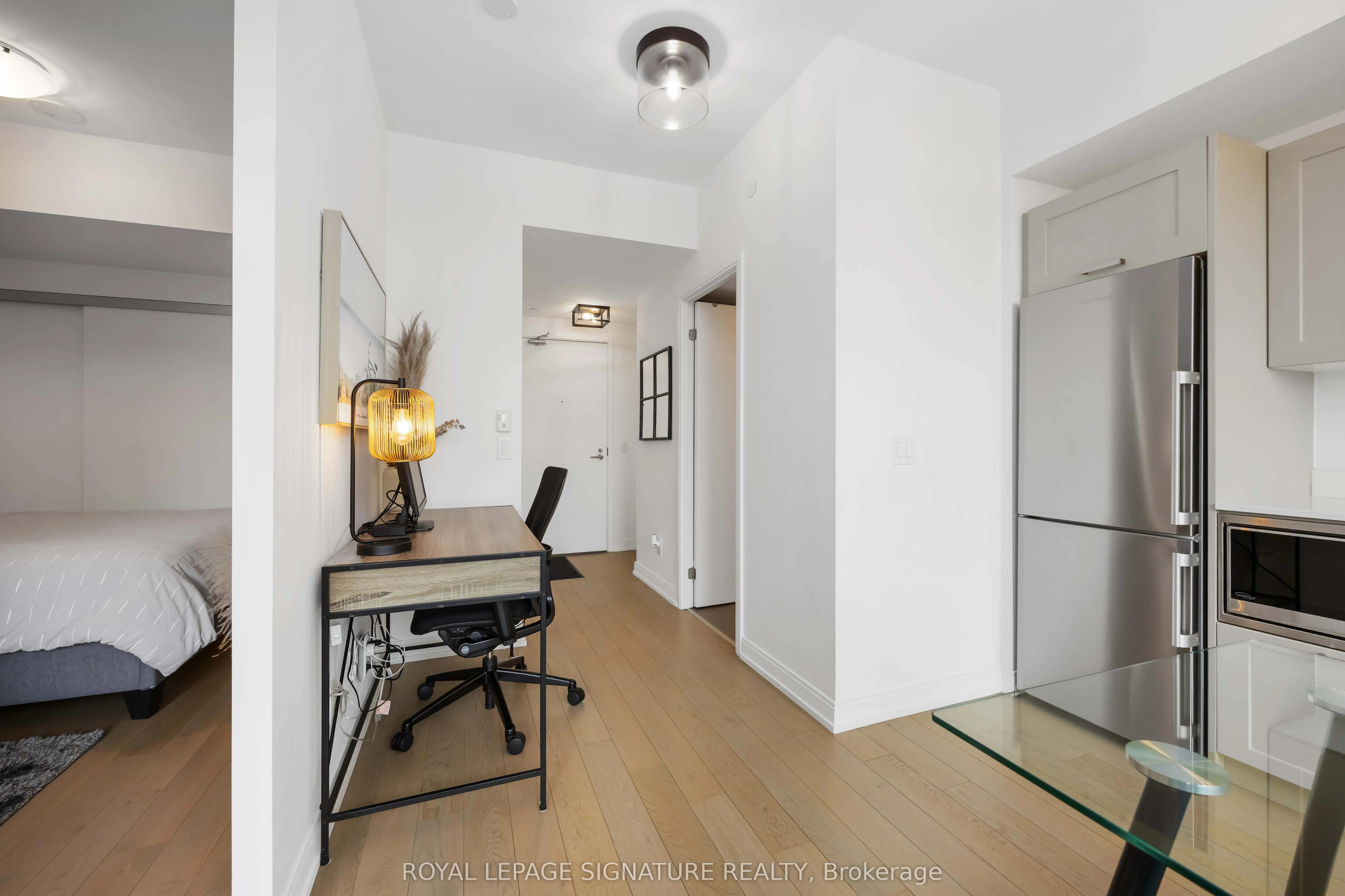 1100 Kingston Road, #513