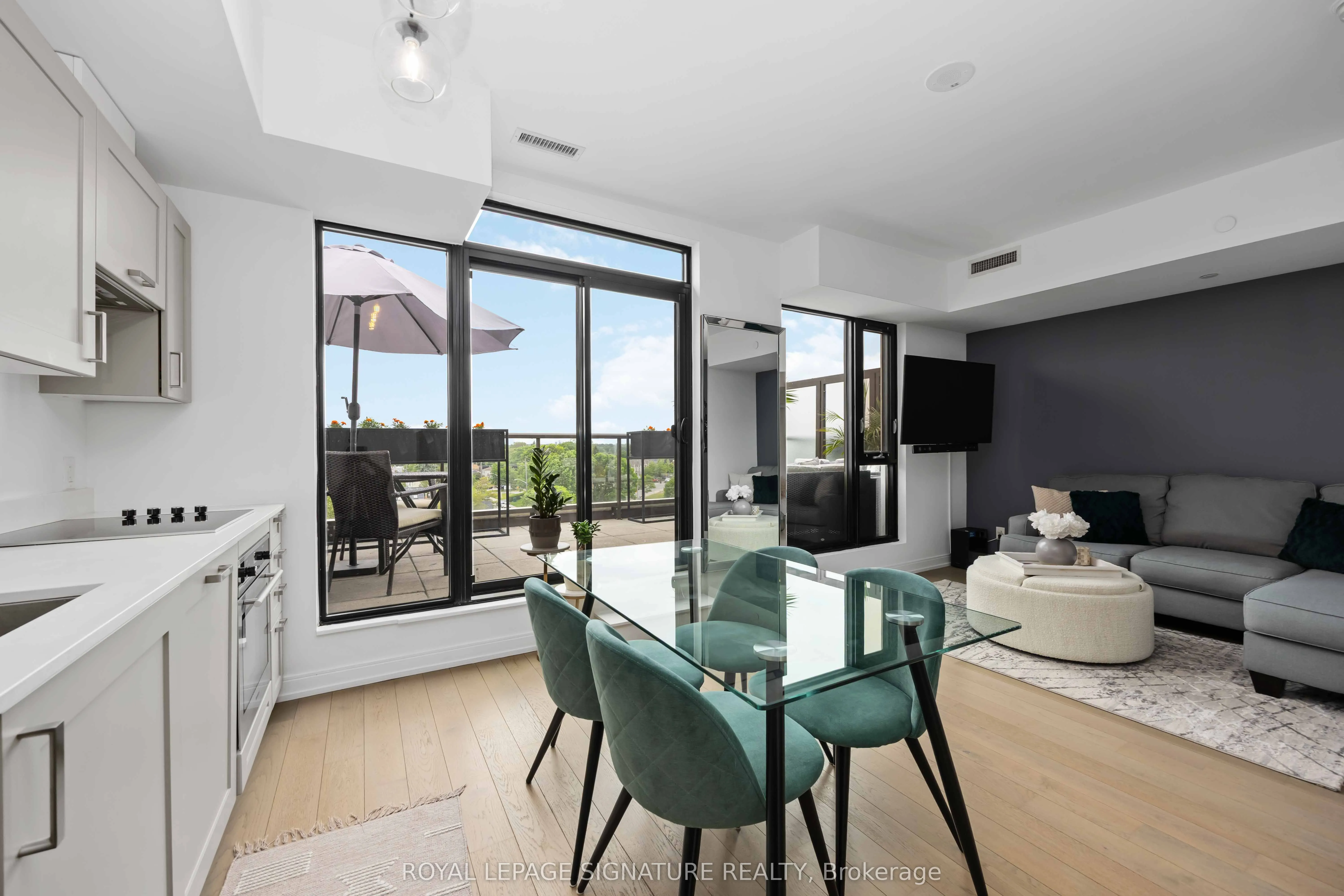 1100 Kingston Road, #513