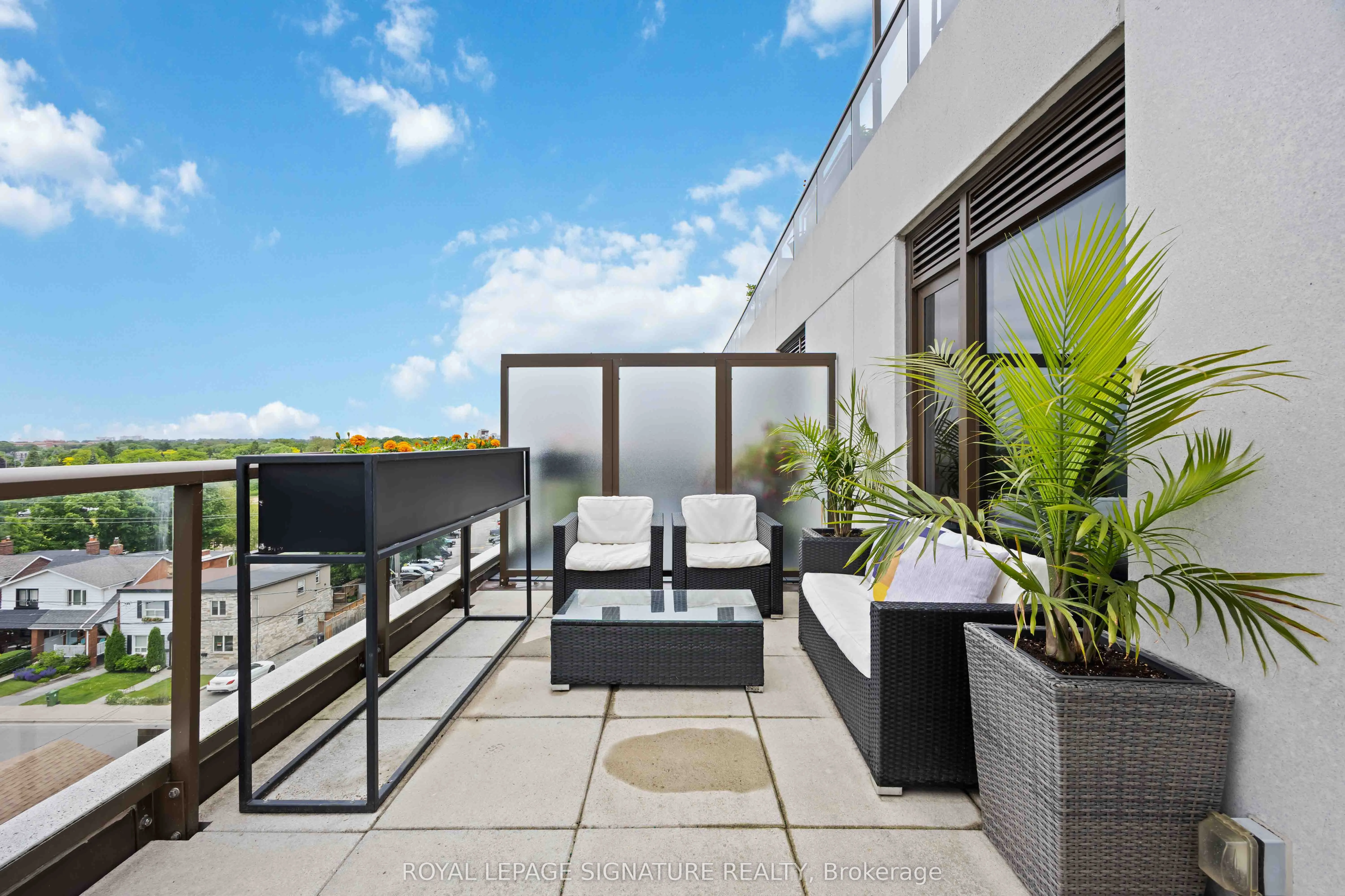1100 Kingston Road, #513
