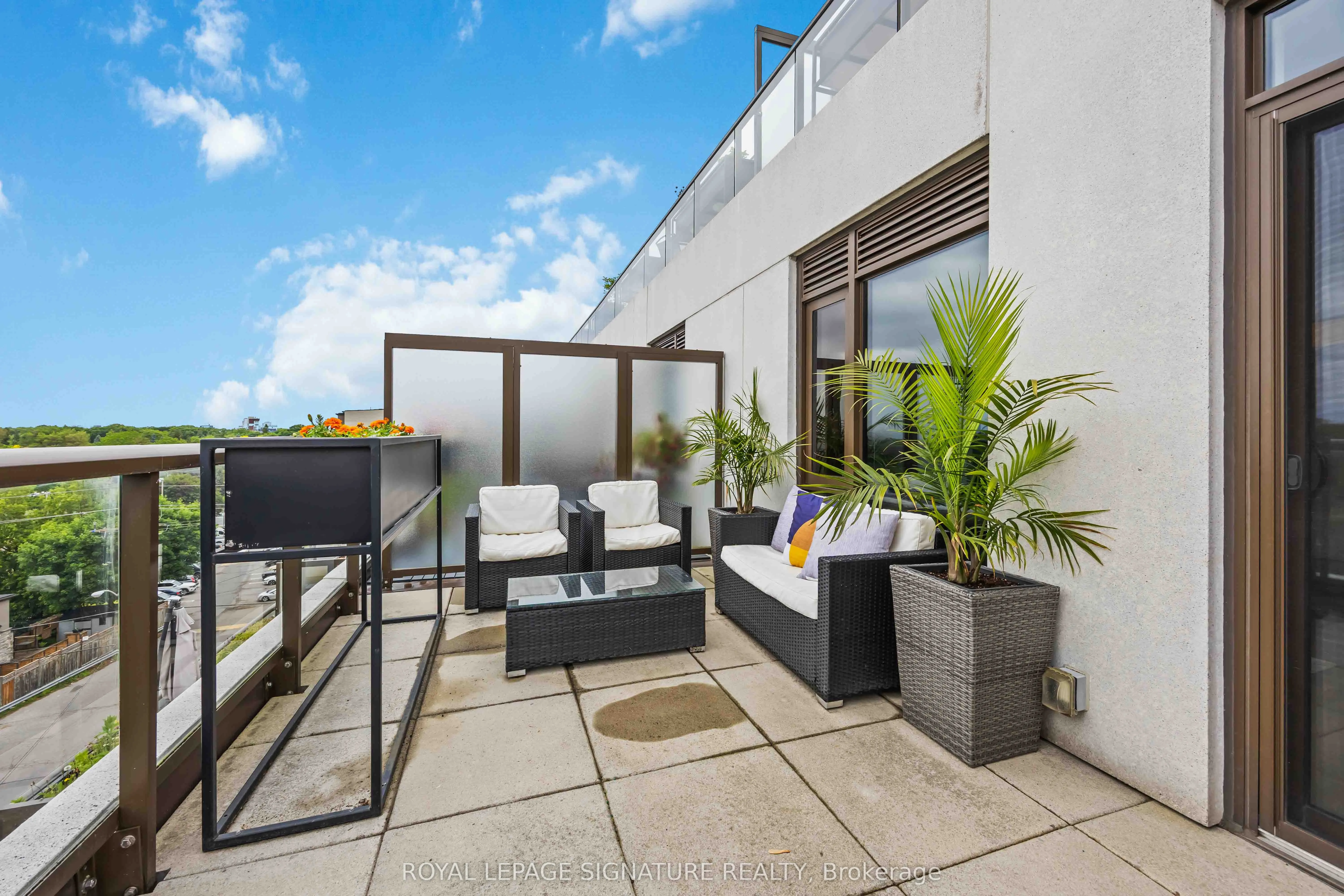 1100 Kingston Road, #513