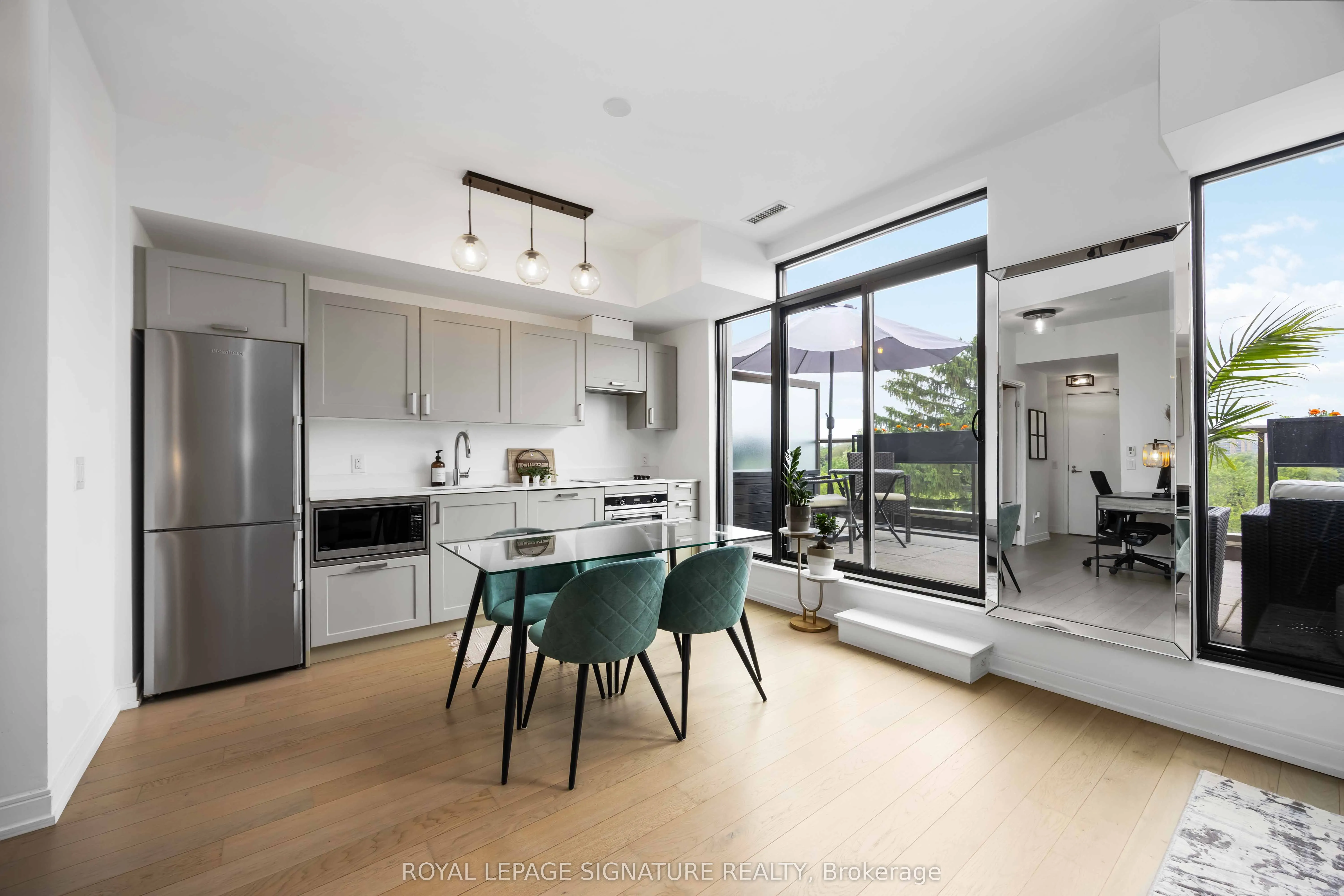 1100 Kingston Road, #513