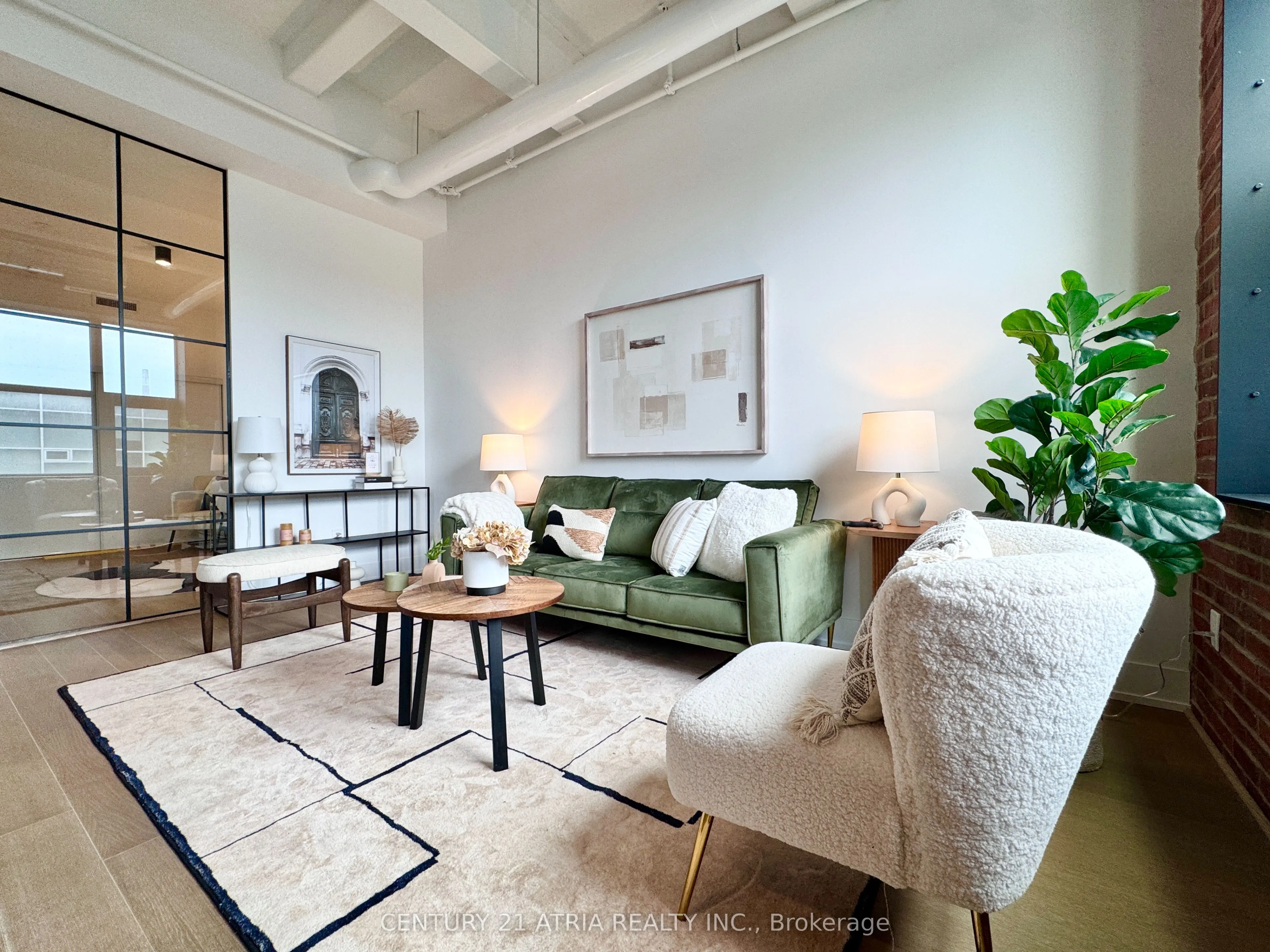 150 Logan Avenue, #505