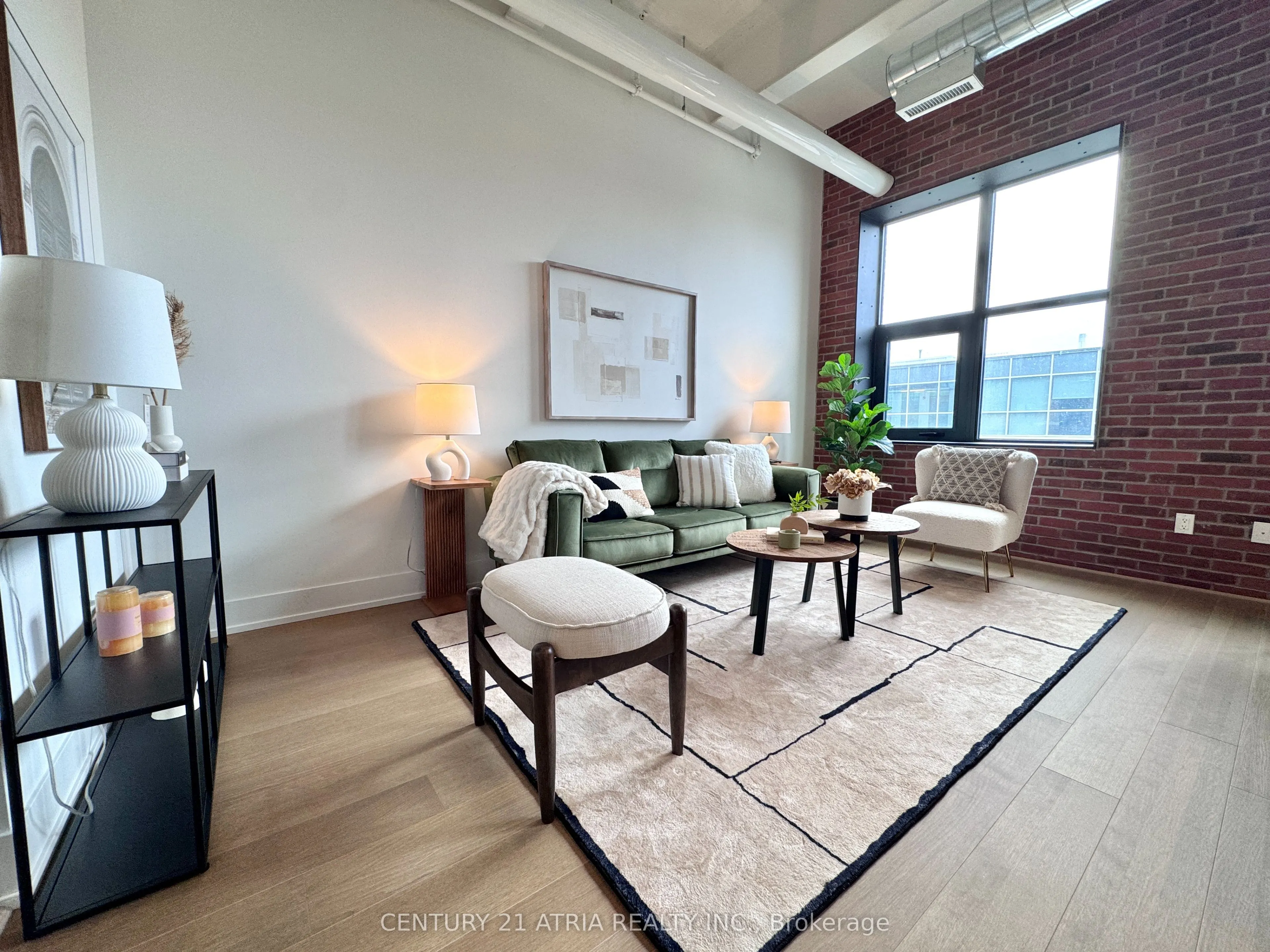150 Logan Avenue, #505