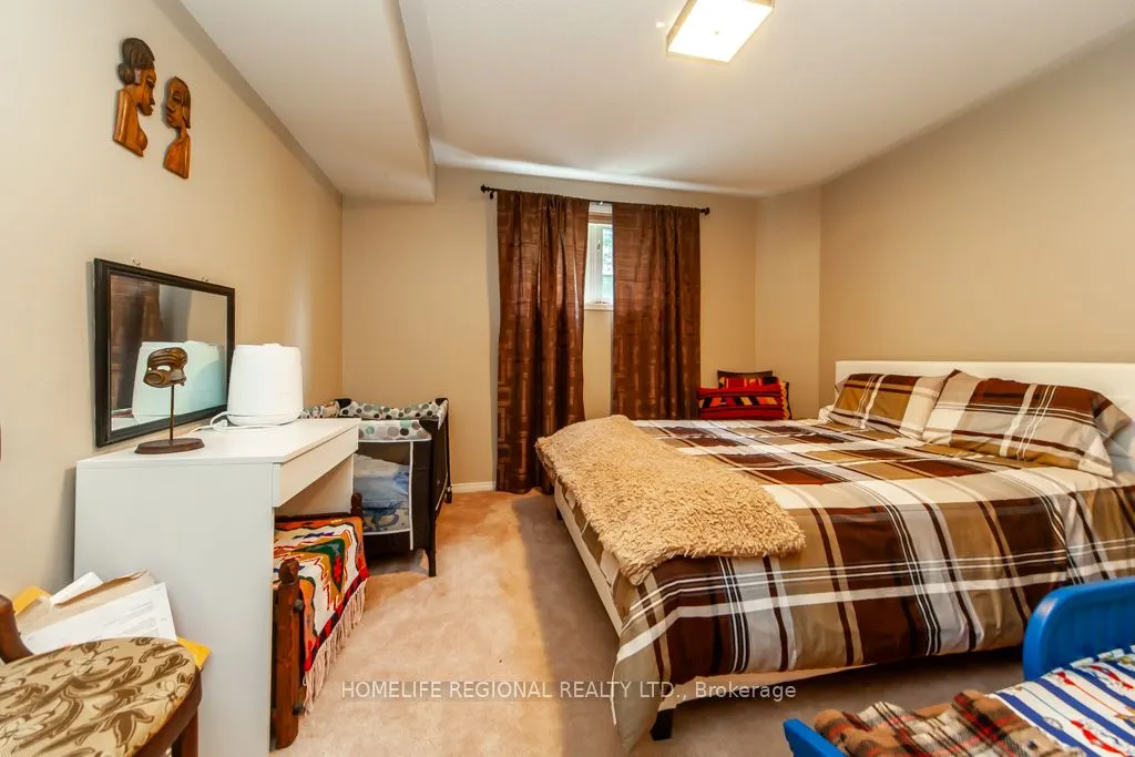 20 Rosemarie Crescent