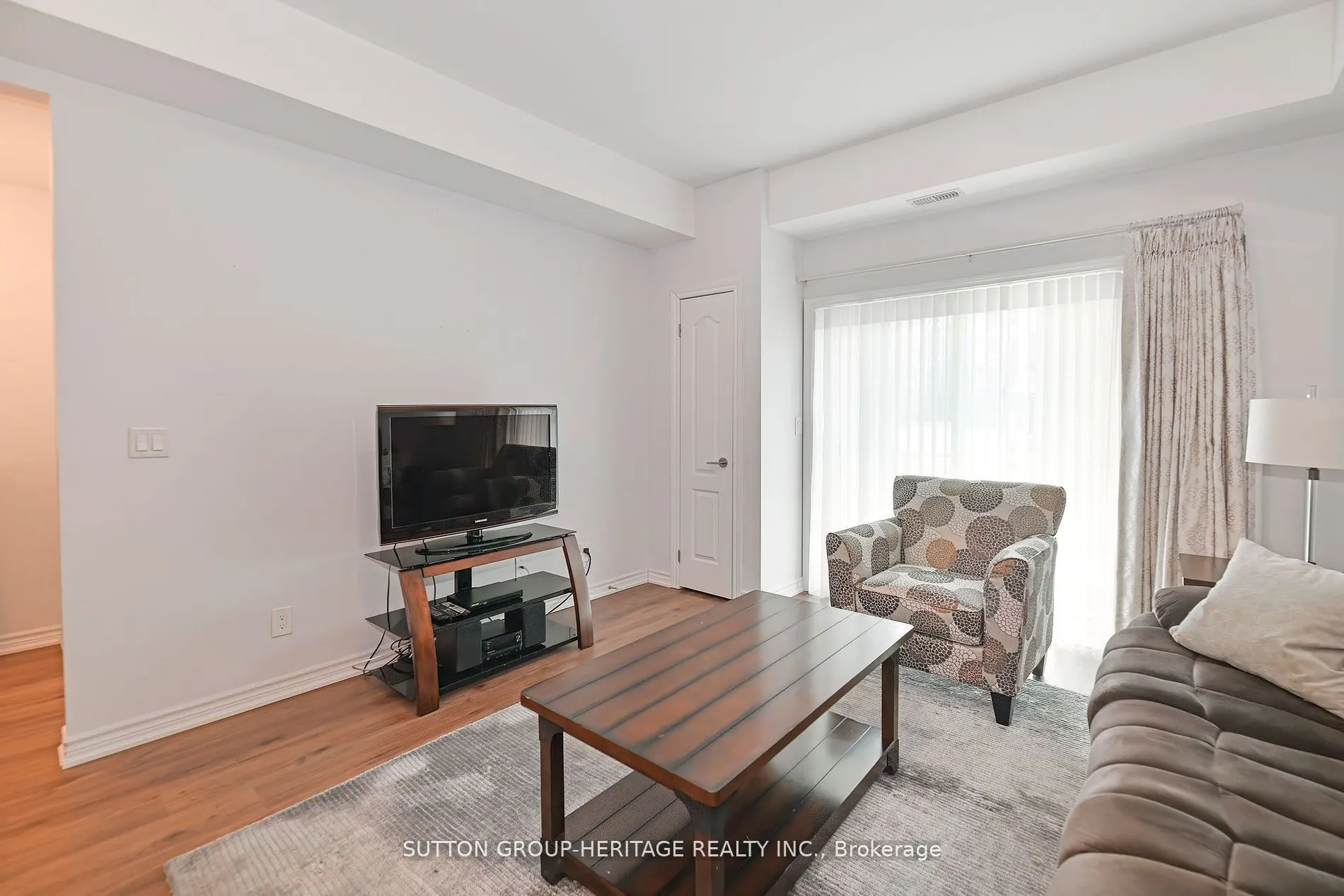 670 Gordon Street S, #103