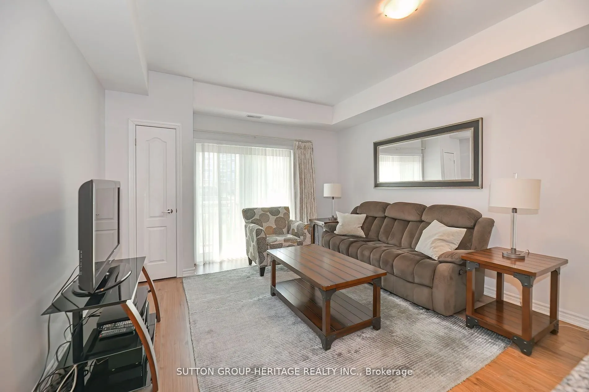 670 Gordon Street S, #103