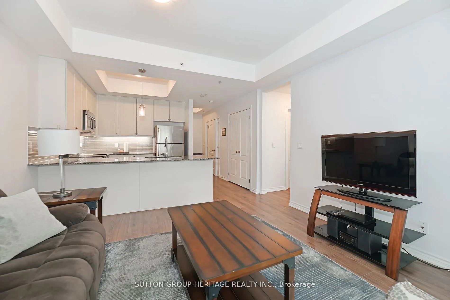 670 Gordon Street S, #103