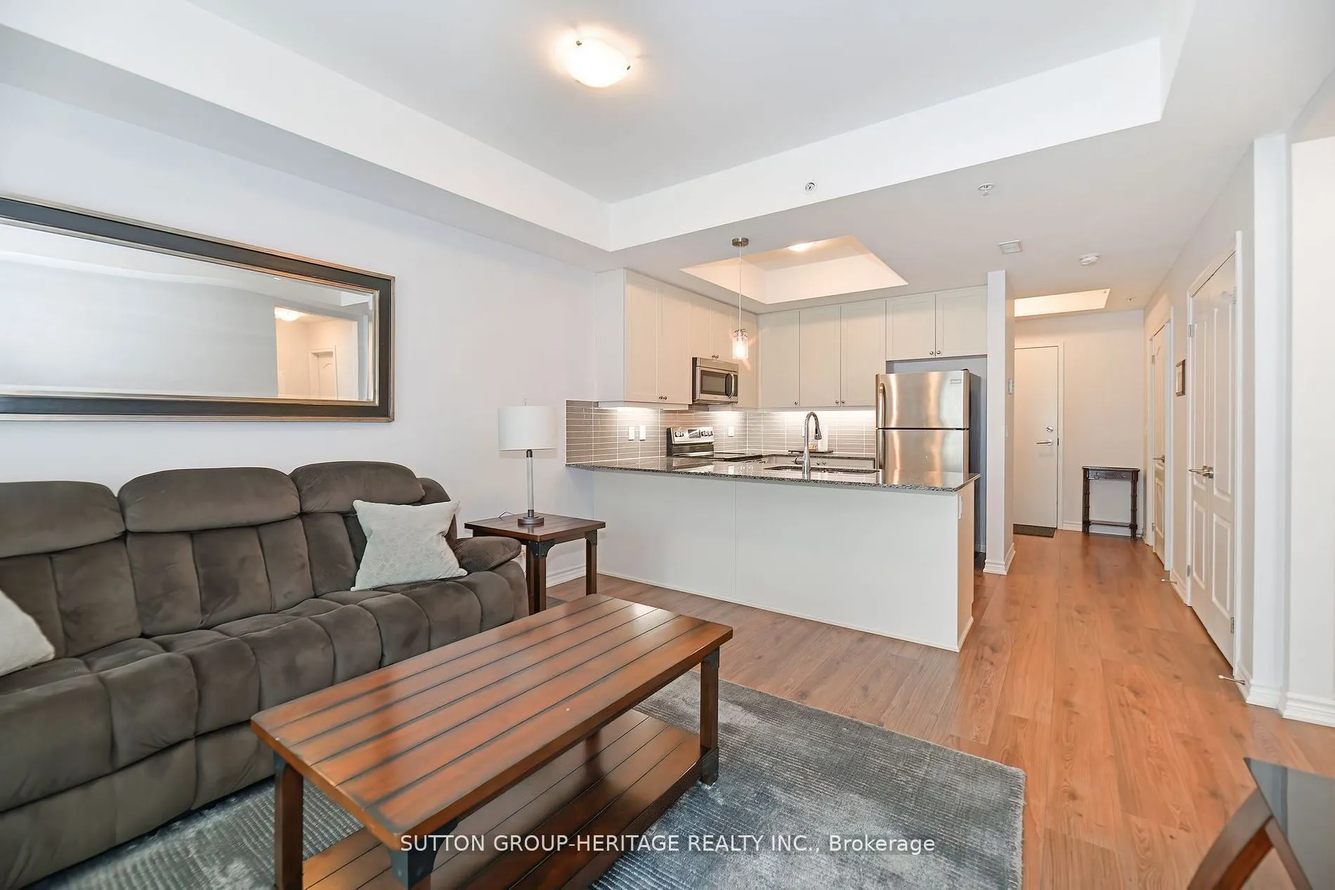 670 Gordon Street S, #103